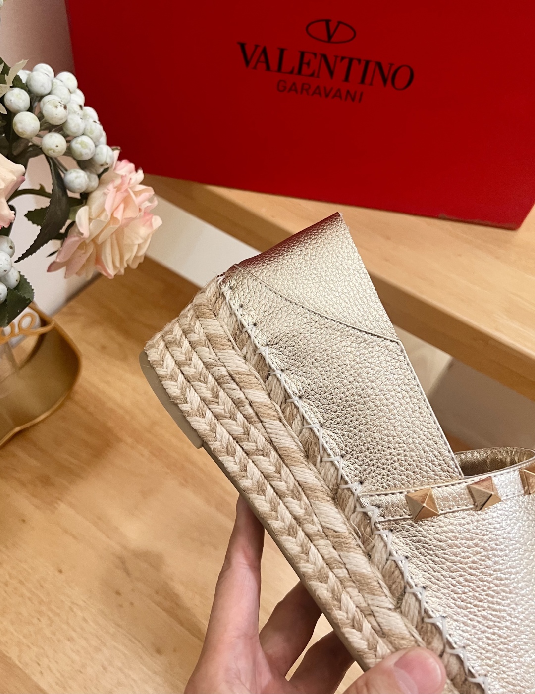 cmp i1742022100245 2555 0 7