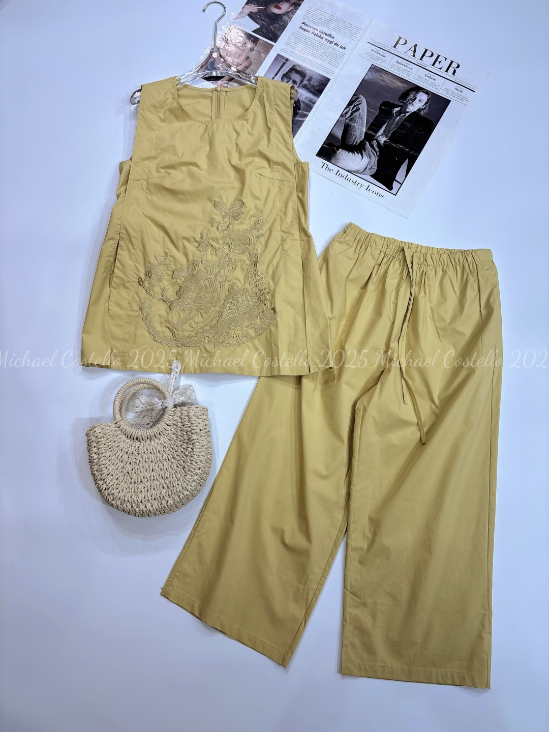 High-End Women’s Dress: Stalwart Stairjacket and Broad-Legged Pants with Elegant Embroidery - 图片 8