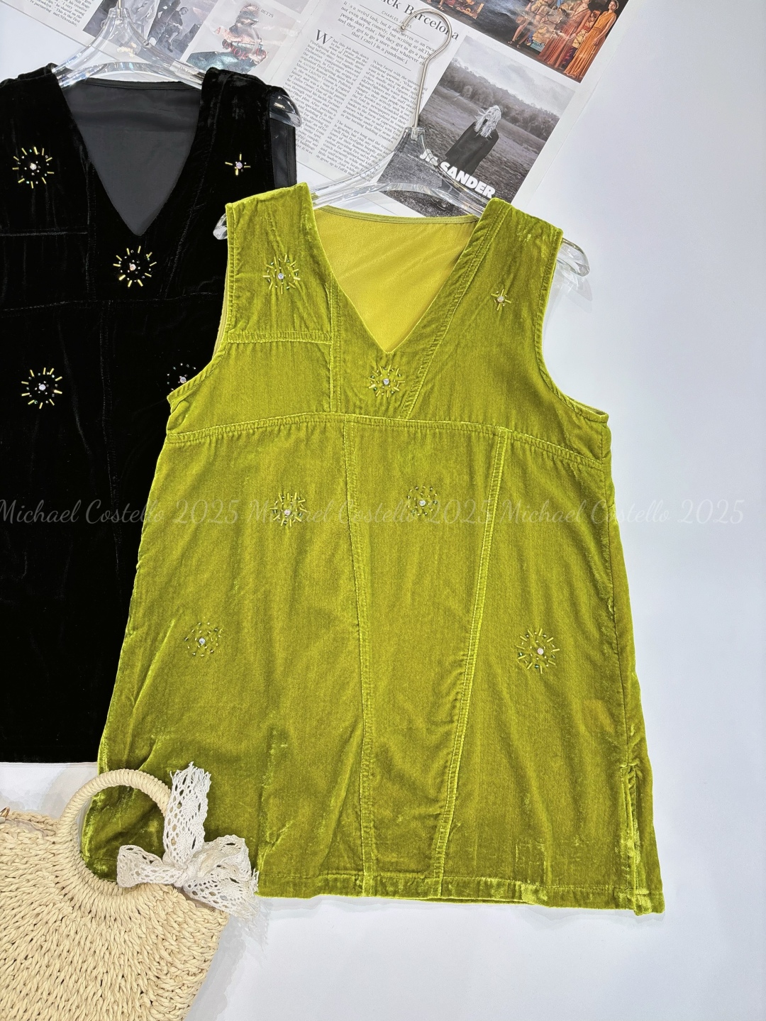 High-Quality Women’s Clothes with Fragrance Ads, Luxury Design, Soft Velvet, Versatile SMLXL Sizes - 图片 3