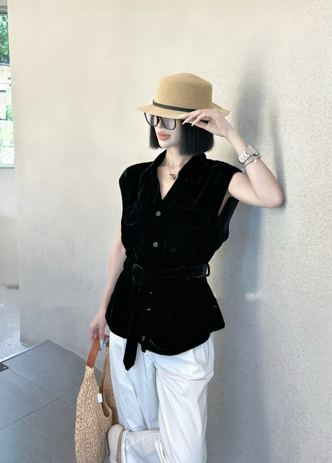 High-End Women’s Clothes: Elegant Design, Velvet Vests, Retro Fashion, Mustard Green Snorkels - 图片 3