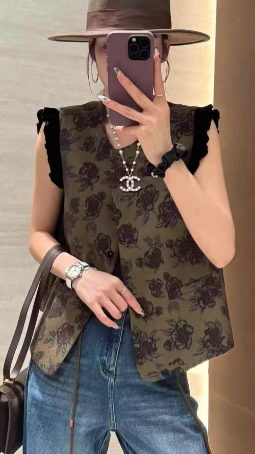 Elegant Floral Jacquard Vest, Sleeveless Chinese Style Loose Fit Top 1 Elegant Floral Jacquard Vest, Sleeveless Chinese Style Loose Fit Top