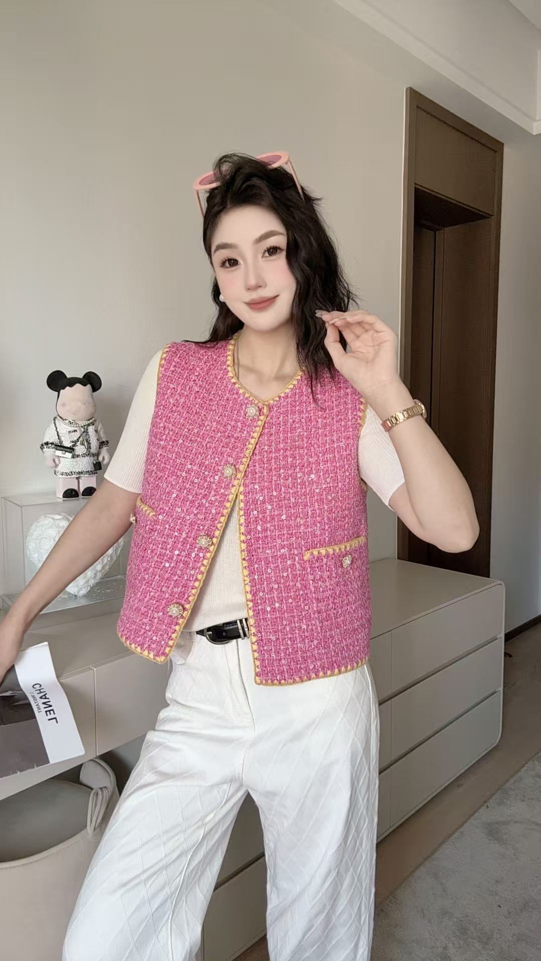 Elegant Tweed Vest- Sleeveless Design, Bright Pink, Versatile Style for Women