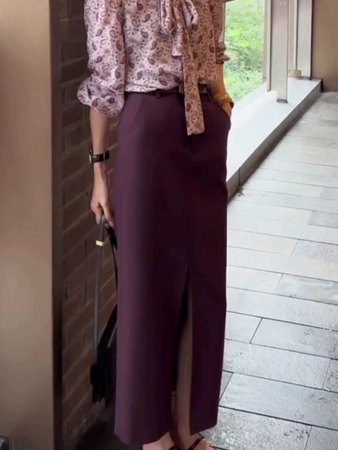Elegant Deep Purple H-Line Slit Skirt | Sophisticated Style for Women 7 cmp i1756561309098 4669 0 8