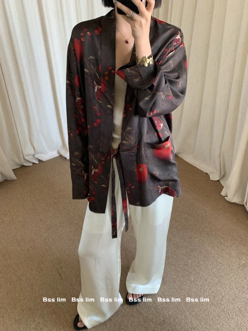 Elegant Pomegranate Print Kimono Style Jacket, Silk Blend, Open Front Coat 1 Elegant Pomegranate Print Kimono Style Jacket, Silk Blend, Open Front Coat
