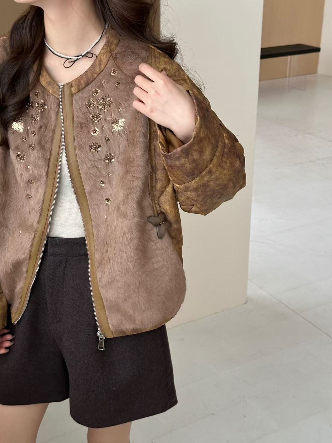 Elegant Wool & Down Jacket with Velvet Cuffs and Floral Embroidery