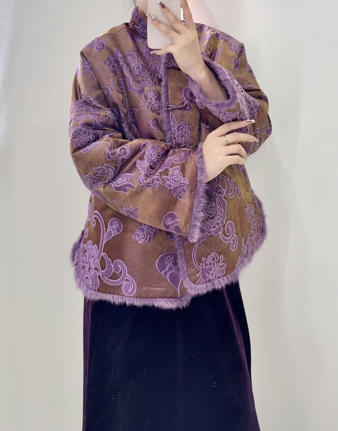 Elegant Floral Print Quilted Jacket with Mink Fur Trim - Sophisticated Style