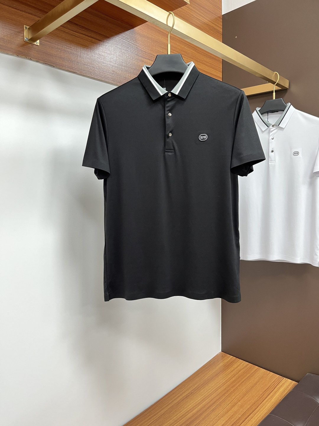 BOSS Men's Classic Fit Polo Shirt - Short Sleeve, Button Closure, Logo Detail 3 cmp i1746348806697 4702 0 1