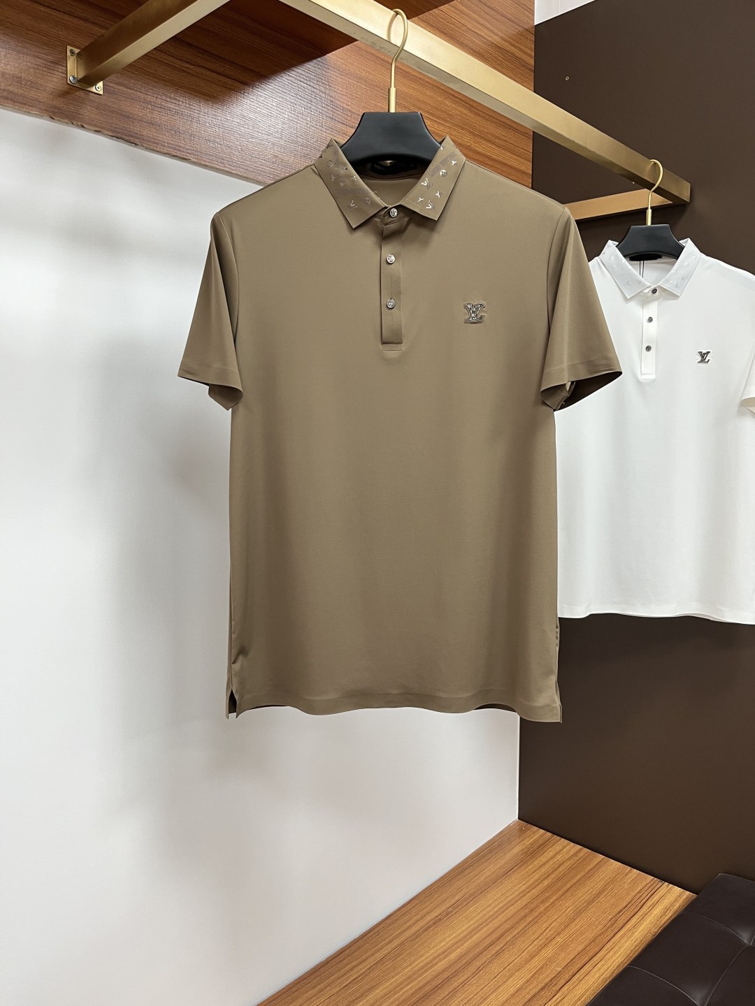 Louis Vuitton Polo Shirt - Elegant Single-Breasted Design, Soft Fabric