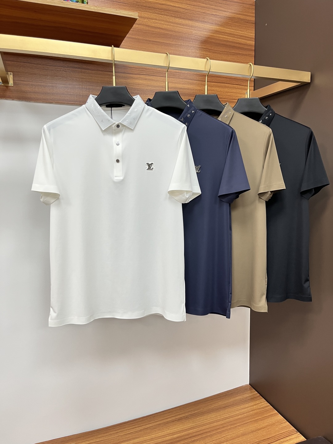 Louis Vuitton Polo Shirt - Elegant Single-Breasted Design, Soft Fabric 10 cmp i1746437872614 3262 0 8