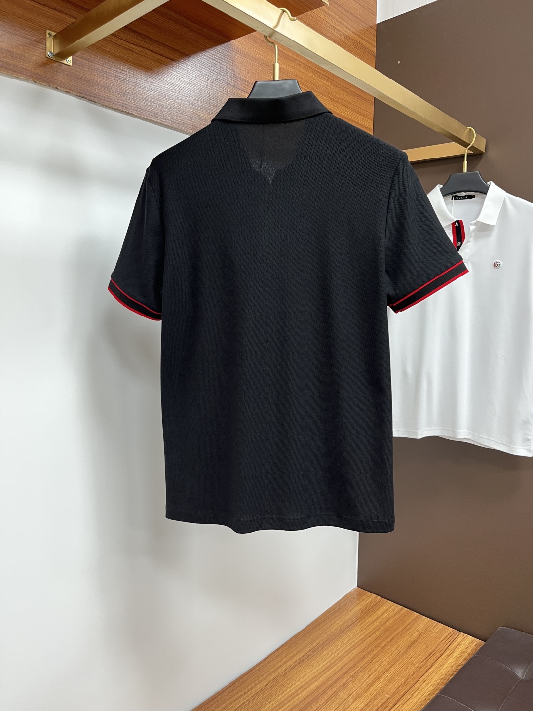 Gucci Men's Polo Shirt Classic Short Sleeve with Logo in Navy Blue 3 cmp i1746438075319 8213 0 2