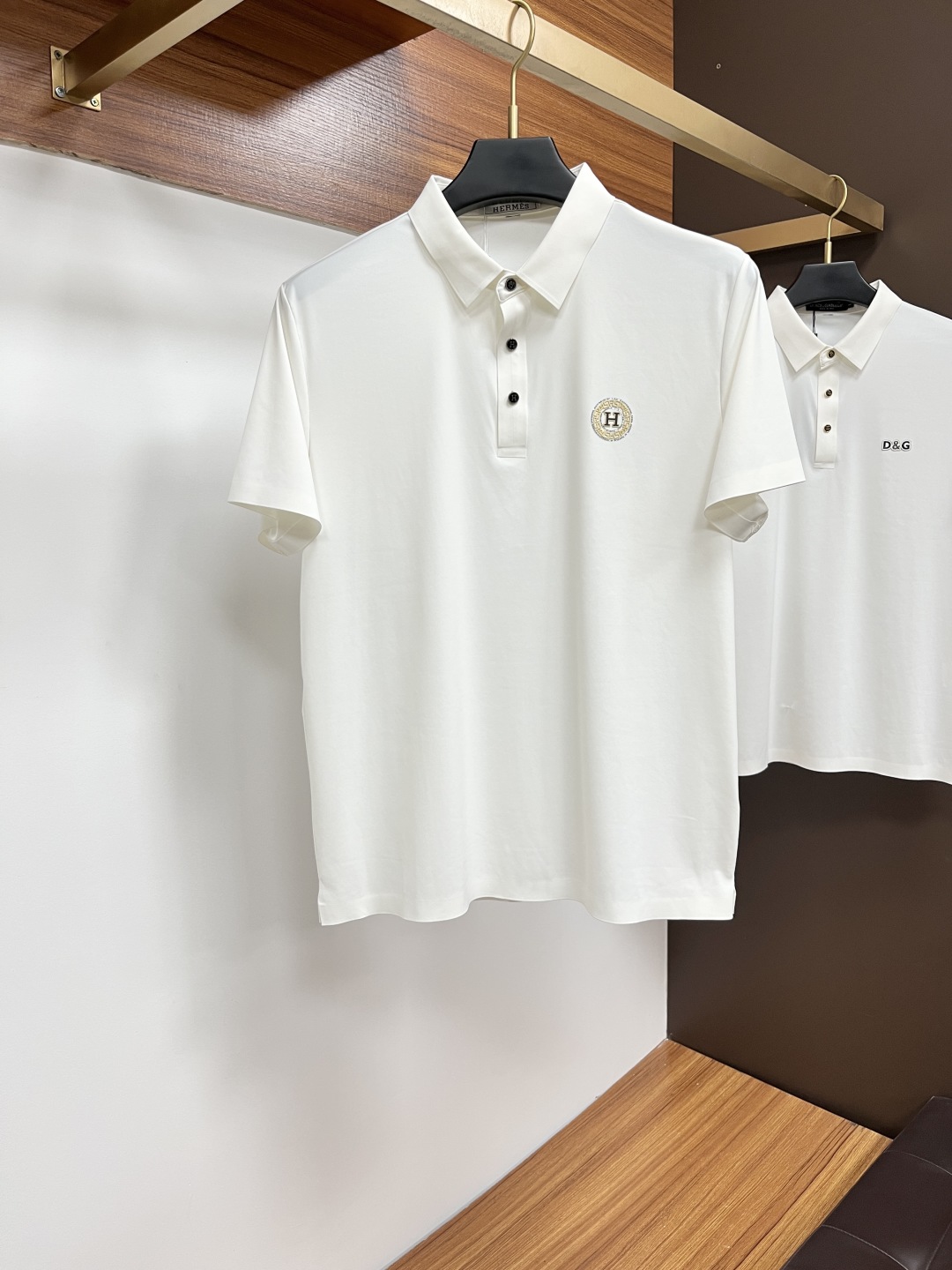 Elegant Polo Shirt - Classic Style, Soft Fabric, Versatile Wardrobe Essential 1 cmp i1756629658640 9668 0 0