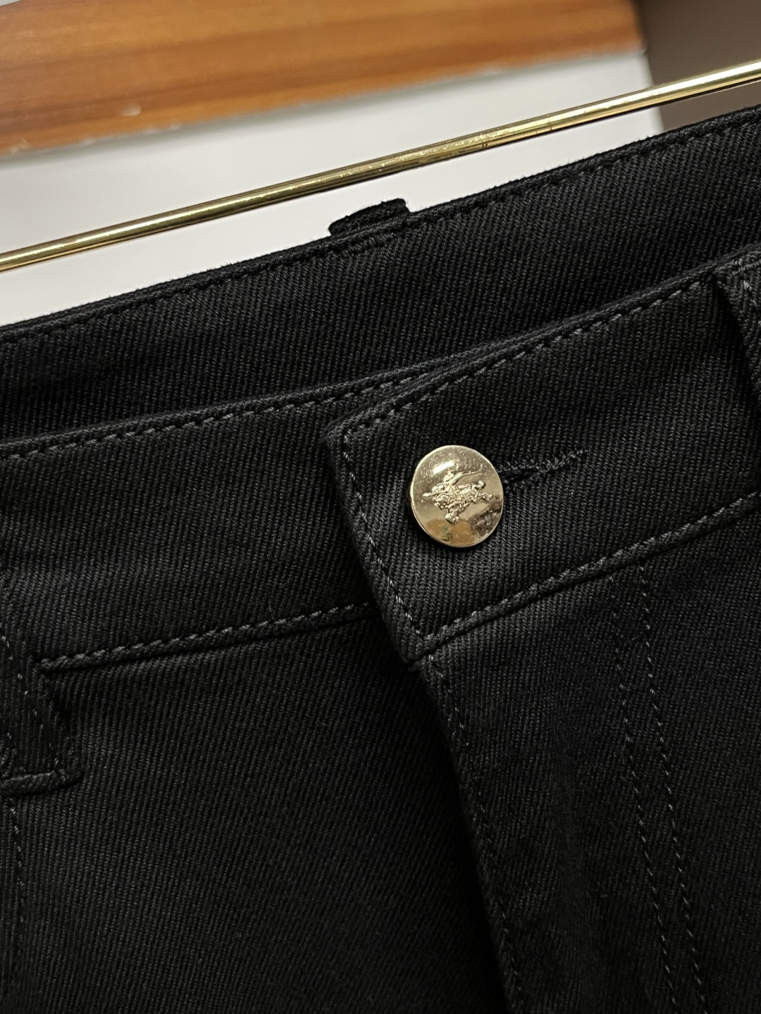 巴宝莉 2025年秋季最新品牛仔裤🔥出入专卖店无压力 专柜热销款 品味与价值共享 身穿着非常舒适 低调不