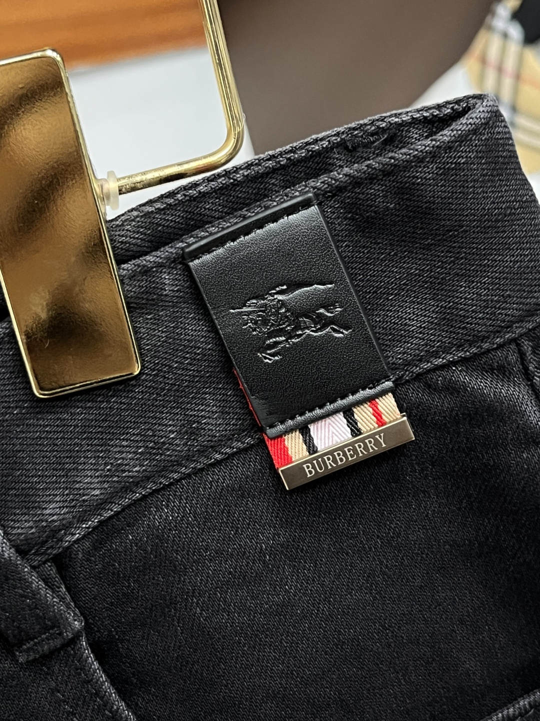 巴宝莉 2025年秋季最新品牛仔裤🔥出入专卖店无压力 专柜热销款 品味与价值共享 身穿着非常舒适 低调不