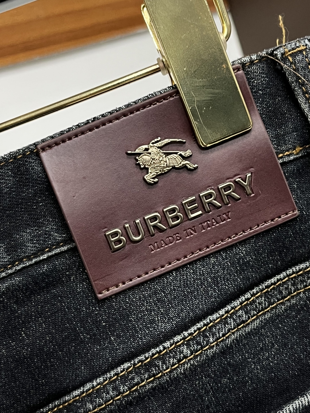 巴宝莉 2025年秋季最新品牛仔裤🔥出入专卖店无压力 专柜热销款 品味与价值共享 身穿着非常舒适 低调不