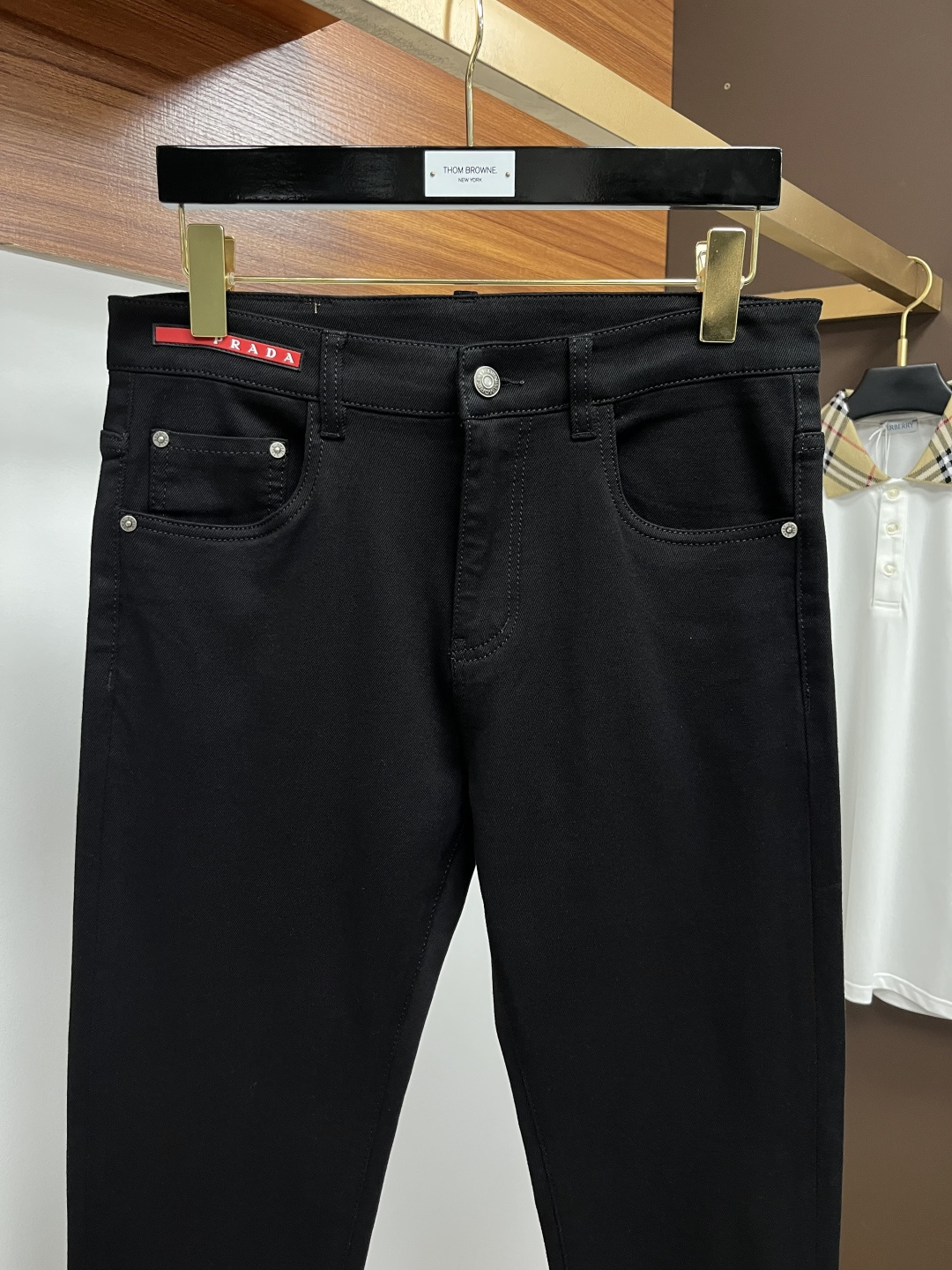 普拉达 2025年秋季最新品牛仔裤🔥出入专卖店无压力 专柜热销款 品味与价值共享 身穿着非常舒适 低调不