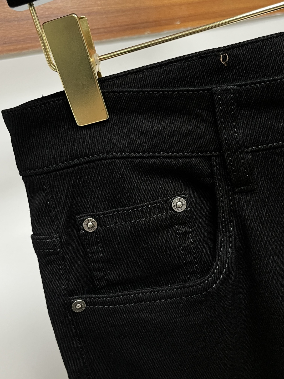 LV 2025年秋季最新品牛仔裤🔥出入专卖店无压力 专柜热销款 品味与价值共享 身穿着非常舒适 低调不失