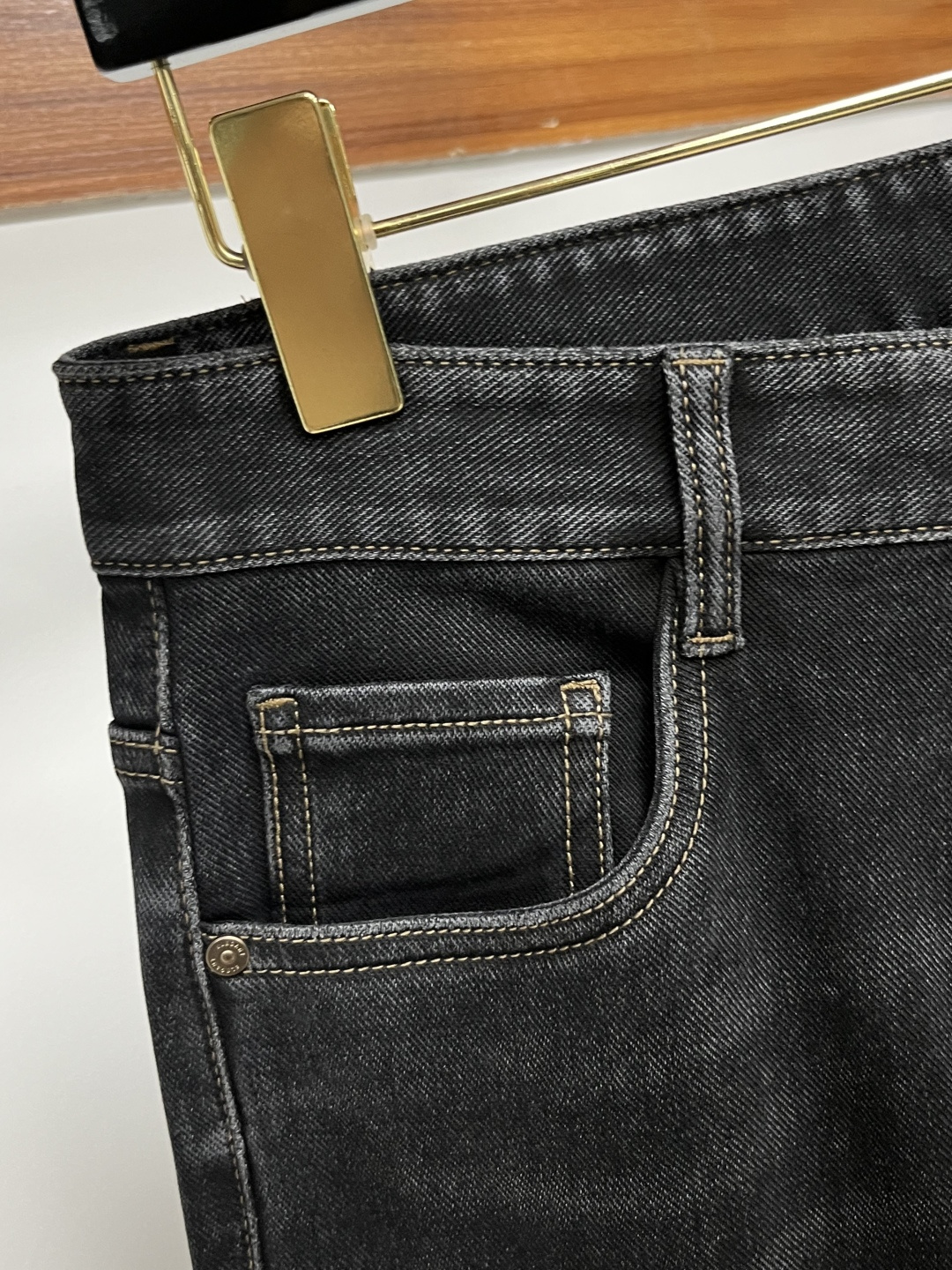 LV 2025年秋季最新品牛仔裤🔥出入专卖店无压力 专柜热销款 品味与价值共享 身穿着非常舒适 低调不失