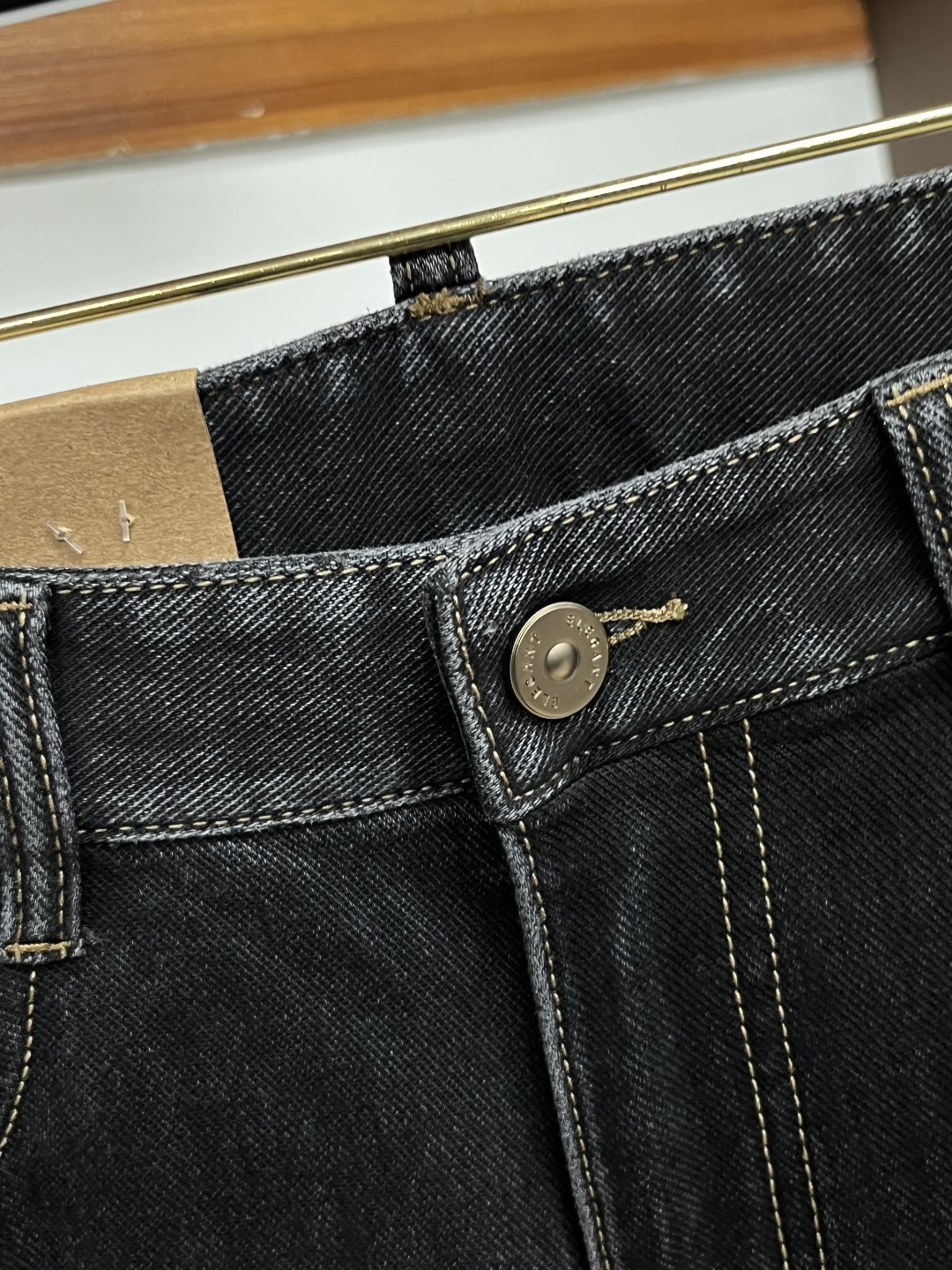蒙口 2025年秋季最新品牛仔裤🔥出入专卖店无压力 专柜热销款 品味与价值共享 身穿着非常舒适 低调不失