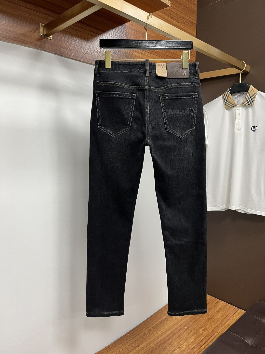 蒙口 2025年秋季最新品牛仔裤🔥出入专卖店无压力 专柜热销款 品味与价值共享 身穿着非常舒适 低调不失
