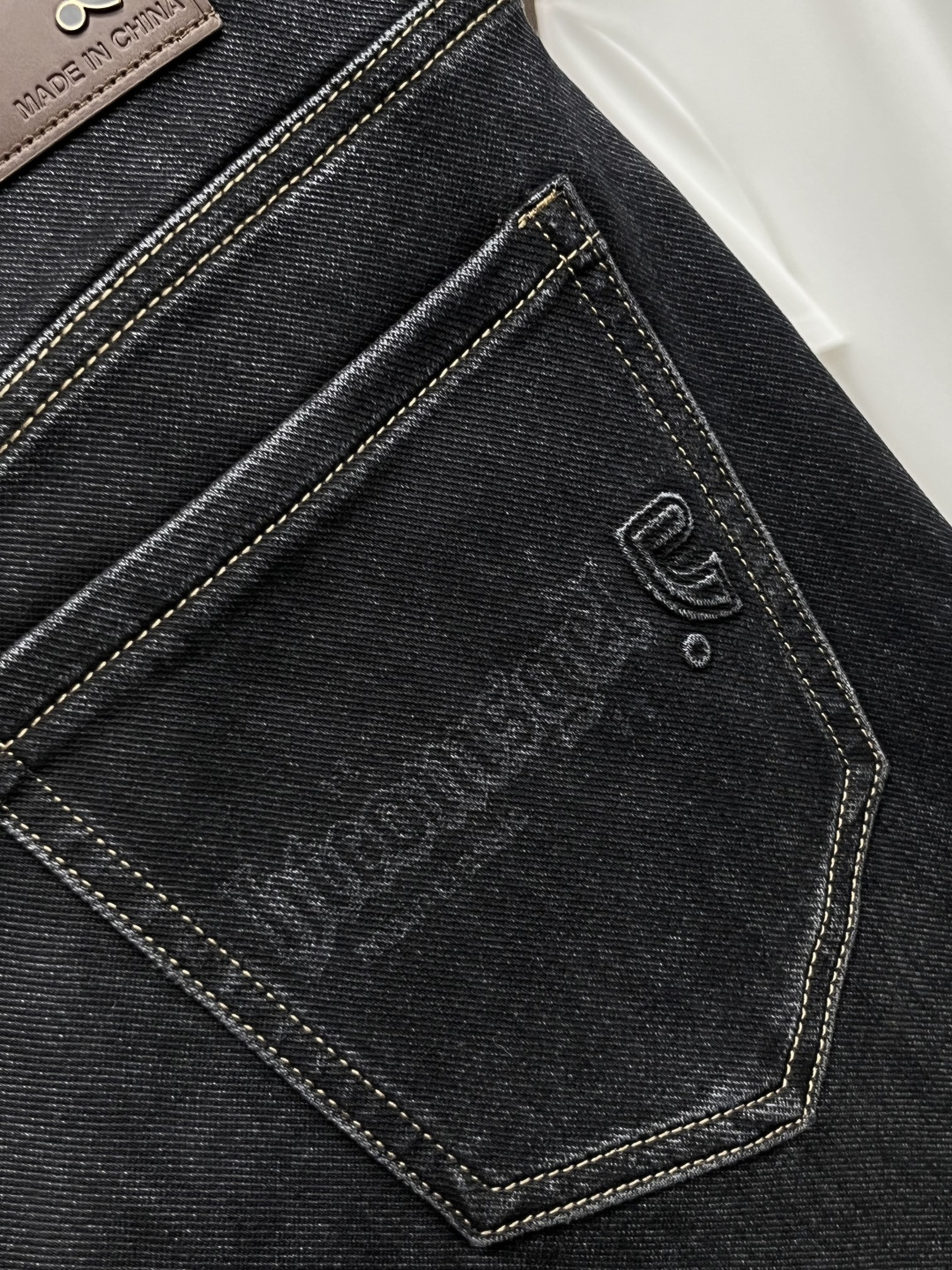 蒙口 2025年秋季最新品牛仔裤🔥出入专卖店无压力 专柜热销款 品味与价值共享 身穿着非常舒适 低调不失