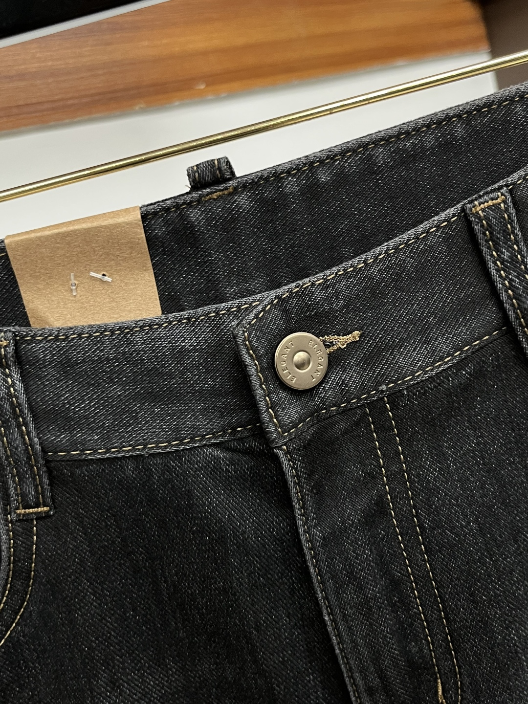巴黎世家 2025年秋季最新品牛仔裤🔥出入专卖店无压力 专柜热销款 品味与价值共享 身穿着非常舒适 低调