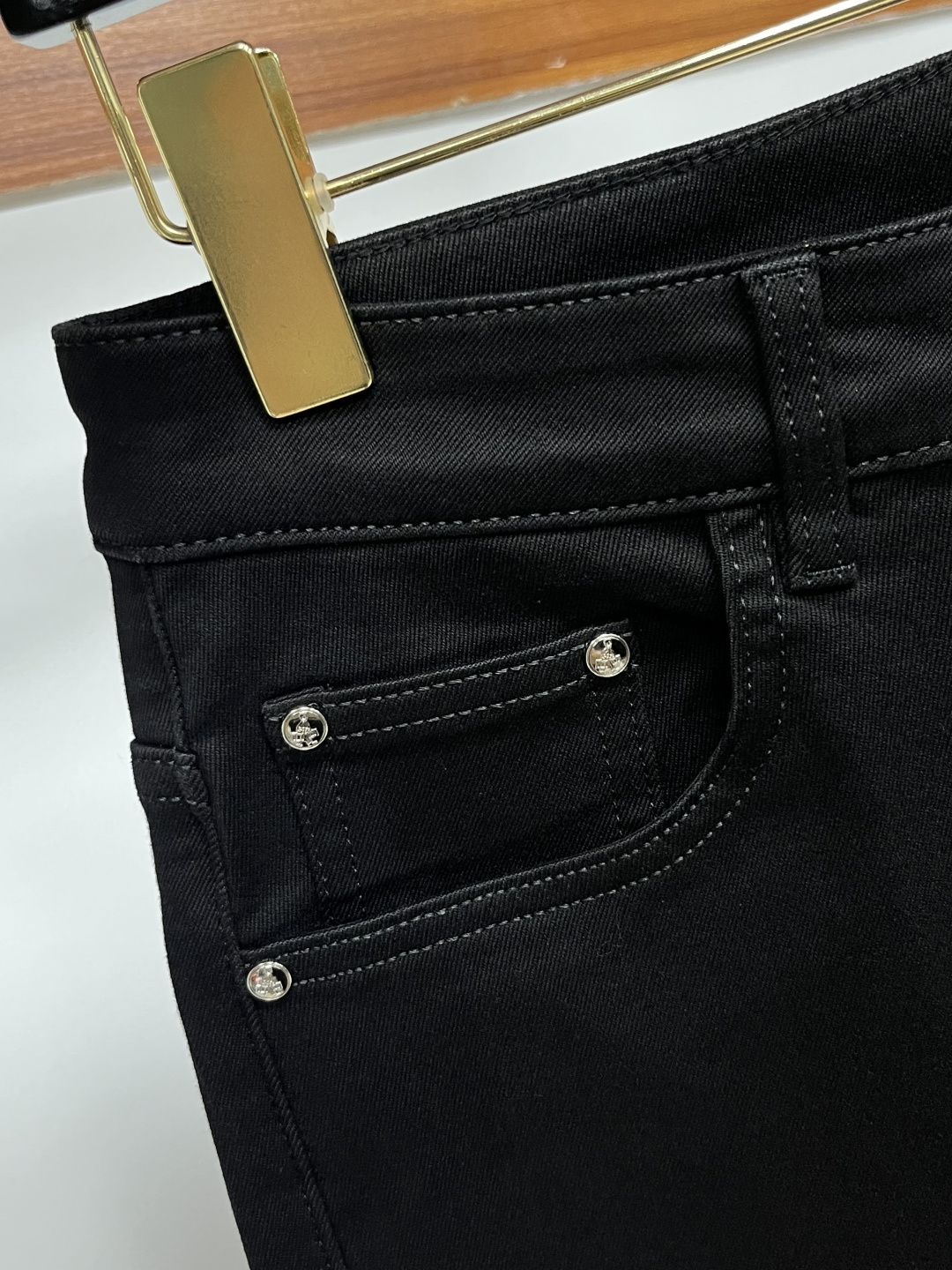 普拉达 2025年秋季最新品牛仔裤🔥出入专卖店无压力 专柜热销款 品味与价值共享 身穿着非常舒适 低调不