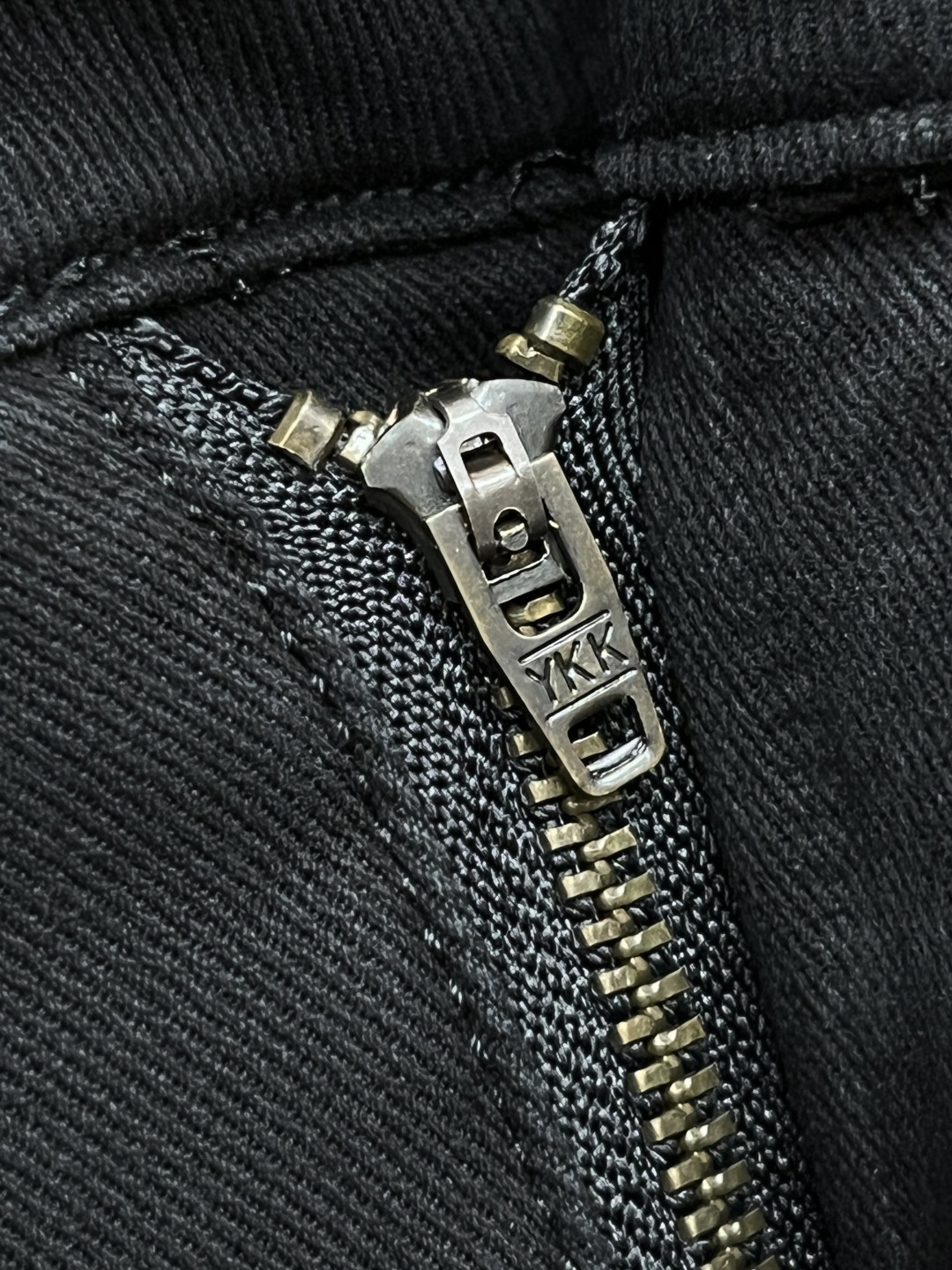 蒙口 2025年秋季最新品牛仔裤🔥出入专卖店无压力 专柜热销款 品味与价值共享 身穿着非常舒适 低调不失