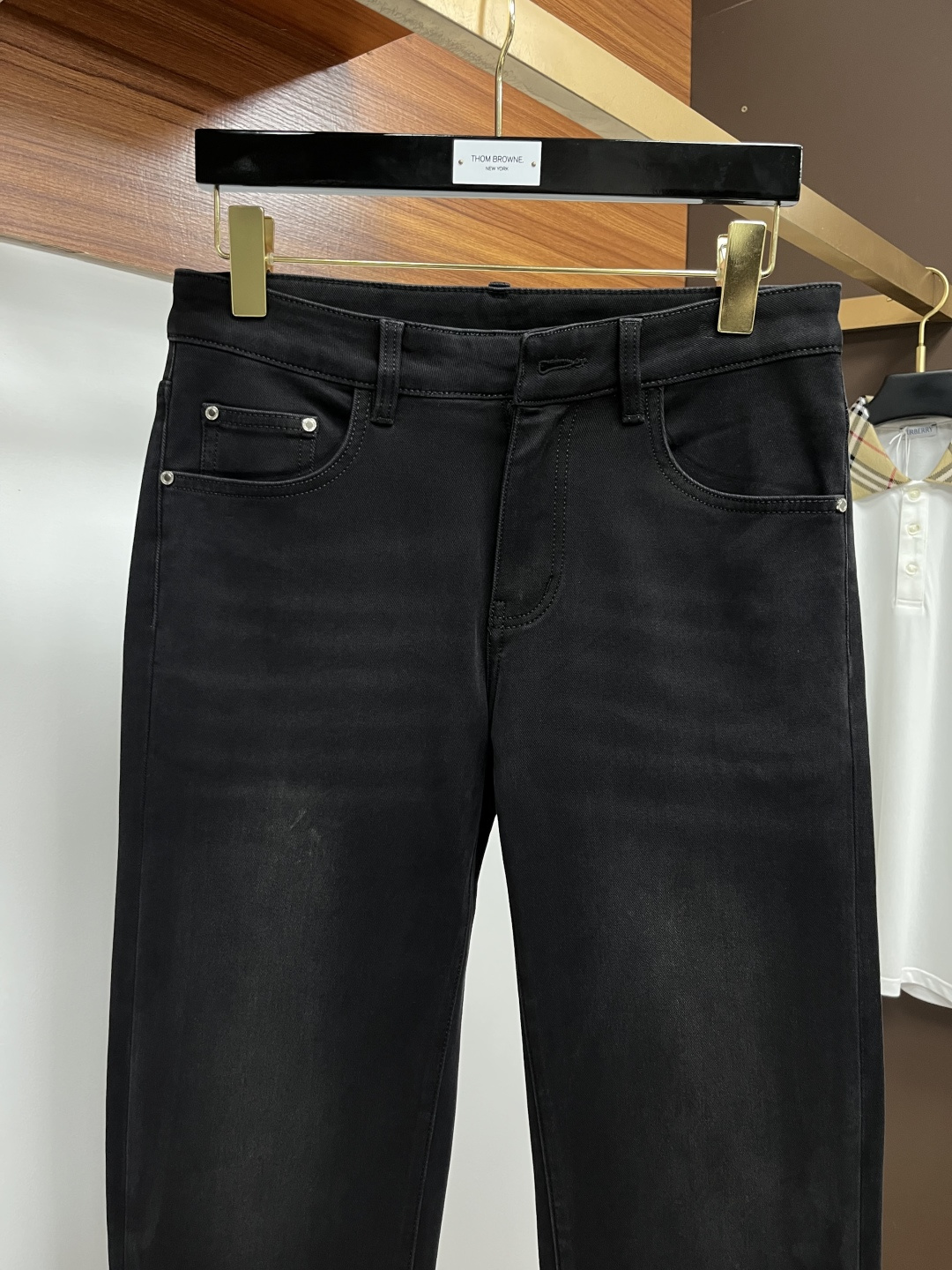 蒙口 2025年秋季最新品牛仔裤🔥出入专卖店无压力 专柜热销款 品味与价值共享 身穿着非常舒适 低调不失