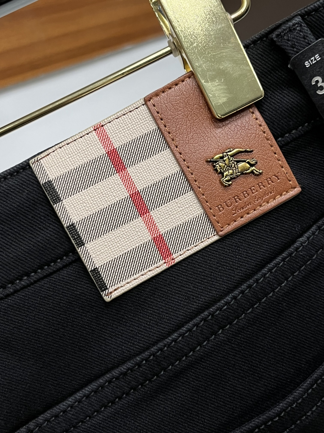 巴宝莉 2025年秋季最新品牛仔裤🔥出入专卖店无压力 专柜热销款 品味与价值共享 身穿着非常舒适 低调不