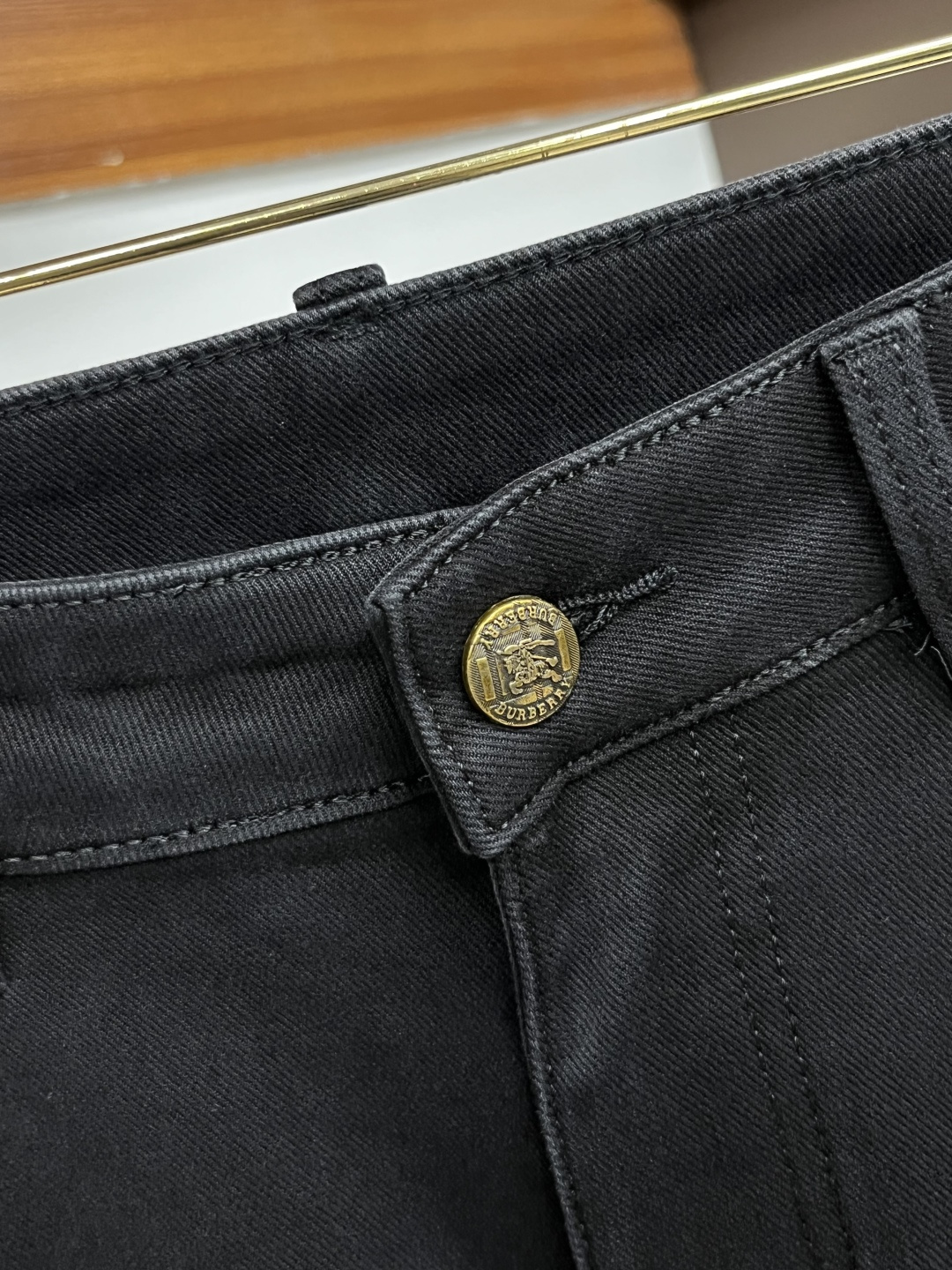 巴宝莉 2025年秋季最新品牛仔裤🔥出入专卖店无压力 专柜热销款 品味与价值共享 身穿着非常舒适 低调不