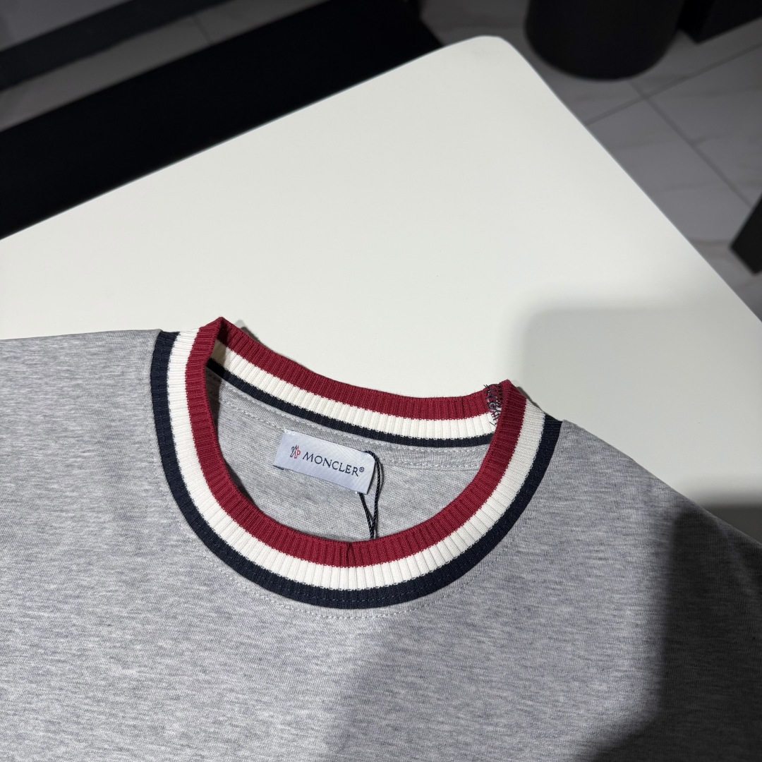 NO:818936,Detail close-up!  ,Meng Mou-clothing,Moncler,19860909细节特写！,蒙口-服装,Moncler,,Women's clothing