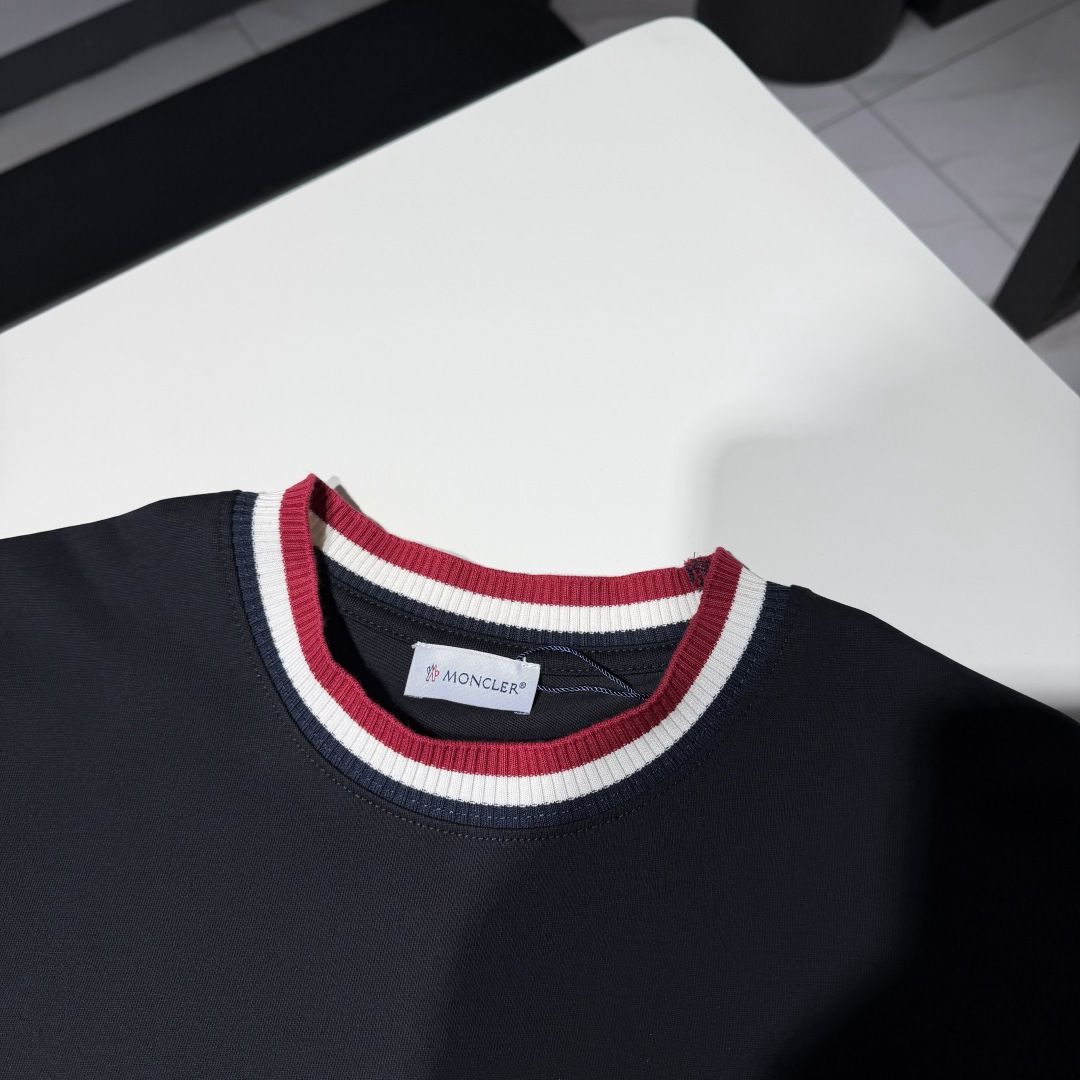 NO:818868,Detail close-up!  ,Meng Mou-clothing,Moncler,19860909细节特写！,蒙口-服装,Moncler,,Women's clothing