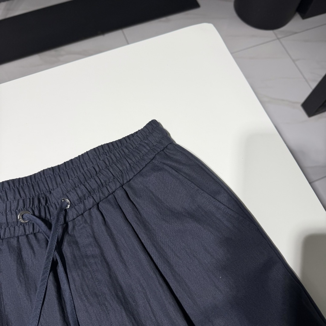 NO:818719,Pants details!  ,Prada-clothing,prada,19860909裤子细节！,普拉达-服装,prada,,Women's clothing