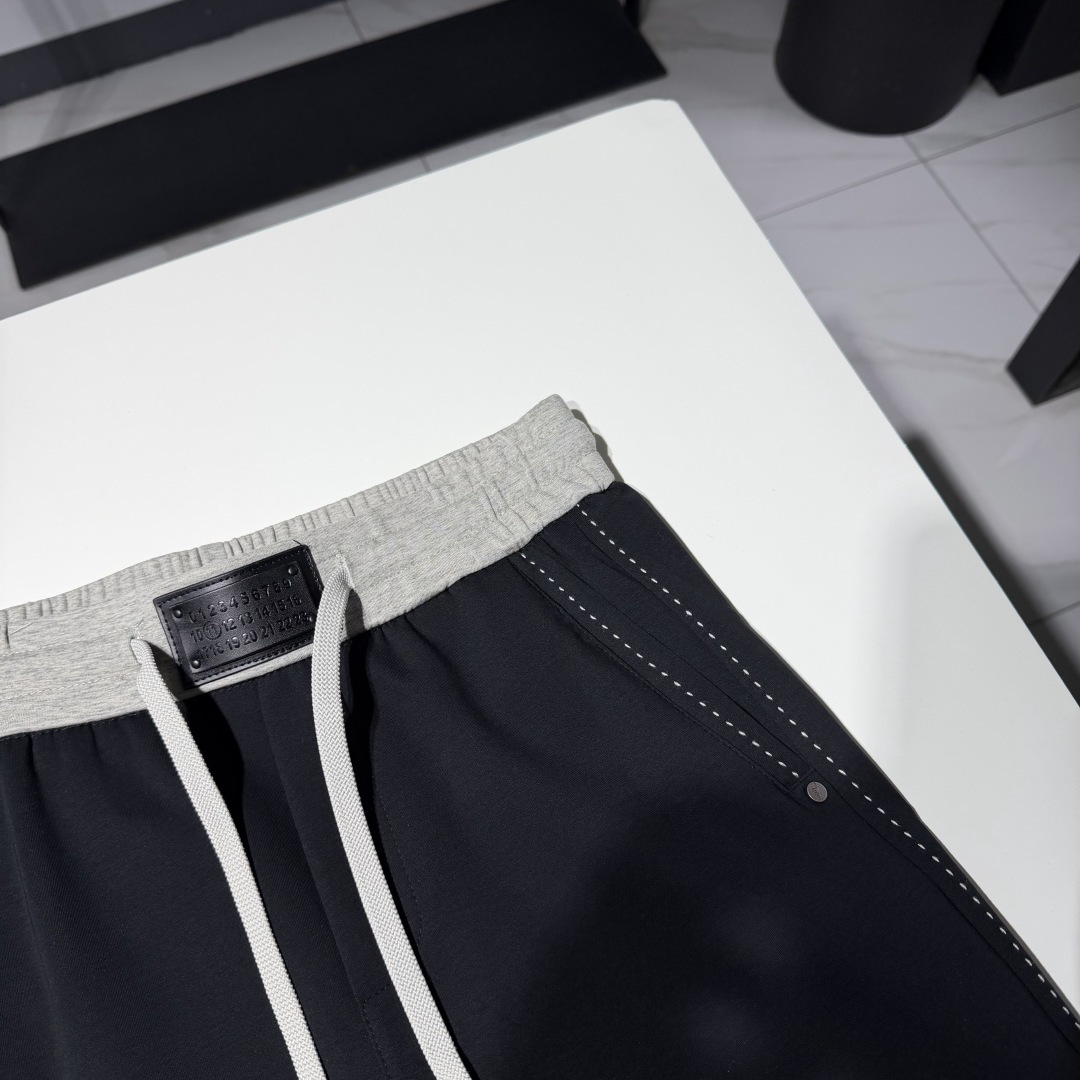 NO:818812,Pants details!  ,Men's,19860909裤子细节！,男装,,Women's clothing