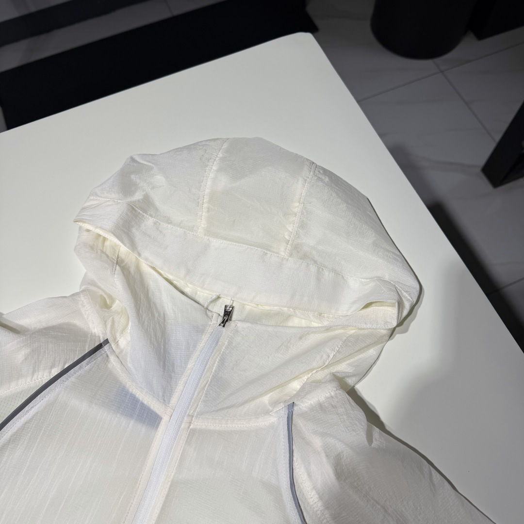 NO:818799,Jacket details!  ,Moncler,jackets & coats,19860909外套细节！,蒙口-服装,Moncler,jackets & coats,,Women's clothing