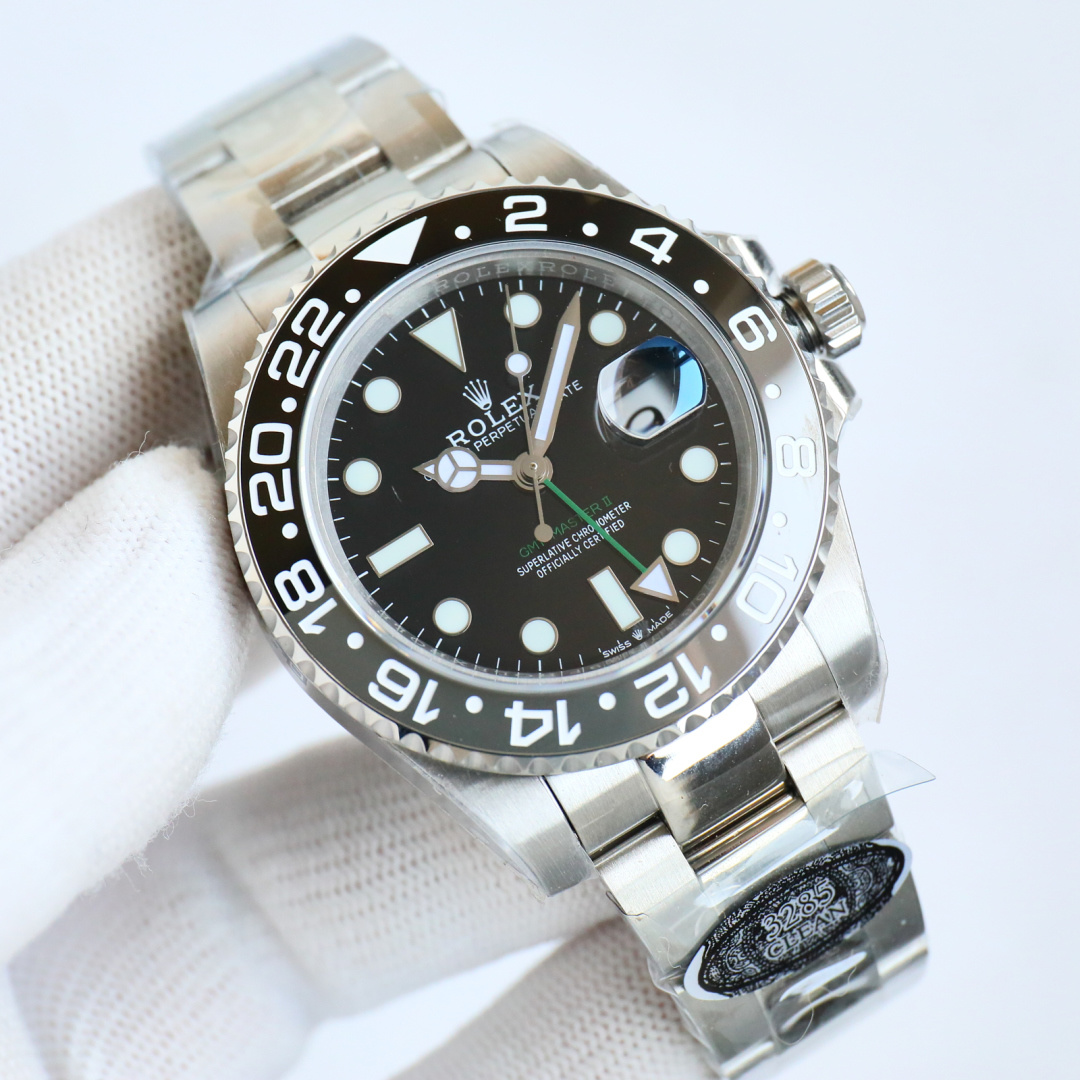 NO:150366,Factory C Rolex ROLEX GMT (Greenwich) upgraded version. It uses authentic 904L steel, and the integrated ceramic platinum ring is consistent with the authentic. The new integrated movement. The synchronous authentic GMT needle uses forward and reverse adjustment time and calendar, and the accessories are universally original. 904L steel case bracelet, sapphire mirror, super luminous, two-way ceramic rotary bezel, folding buckle multi-function mechanical watch,,,rolex19860909C 厂  劳力士 ROLEX GMT（格林尼治）升级版.采用正品一致904L钢材,一体成形的陶瓷白金字体圈口与正品一致.全新一体机芯.同步正品GMT针通过正反调时间及日历,配件通用原装.904L钢表壳表链,蓝宝石镜面,超级夜光,双向陶瓷旋转表圈,折叠表扣多功能机械腕表,,,rolex,Watch