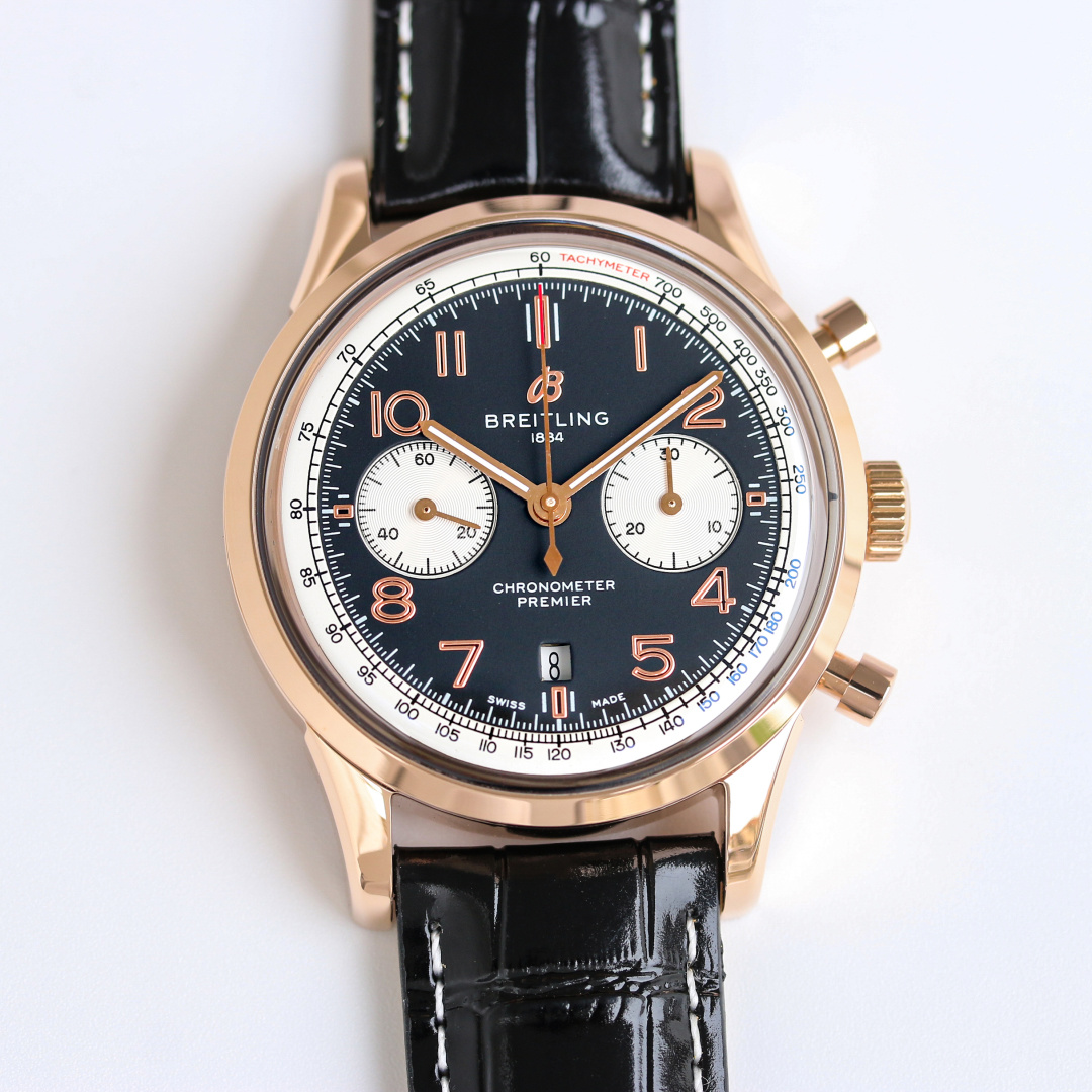 NO:150807,Gold BLS new product Breitling Puya B01 Chronograph (same as Daniel Wu) Material 316L stainless steel Diameter 42m Thickness 13.m Watch mirror Cover Curved crystal glass, double-sided anti-glare treatment Bottom Screw-in stainless steel, transparent sapphire crown Original pin buckle Movement Asia-movement Production BLS, first choice for reproduction!  Exquisite recommendation for men's multifunctional mechanical watch, breitling19860909金  BLS 新 品 百年灵璞雅B01计时腕表Premier B01 Chronograph（吴彦祖同款） 材质 316L精钢 直径 42m 厚度 13.m 表镜 锅盖弧面水晶玻璃,双面防眩处理 表底 旋入式精钢,透明蓝宝石 表冠 原装针扣 机芯Asia-机芯 BLS出品,复刻首选！ 精致推荐男士多功能机械腕表,,,breitling,Watch