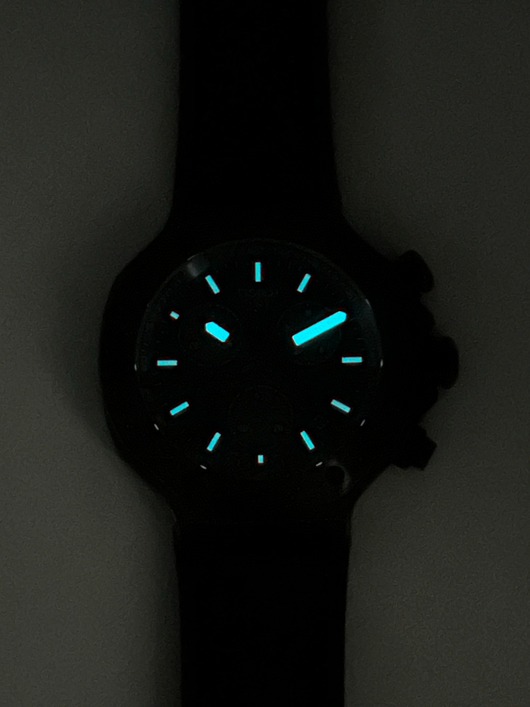 T141.417.37.061.02 TISSOT Watch Review: Red, Black, Green – New Deliveries with Swiss Core - 图片 9