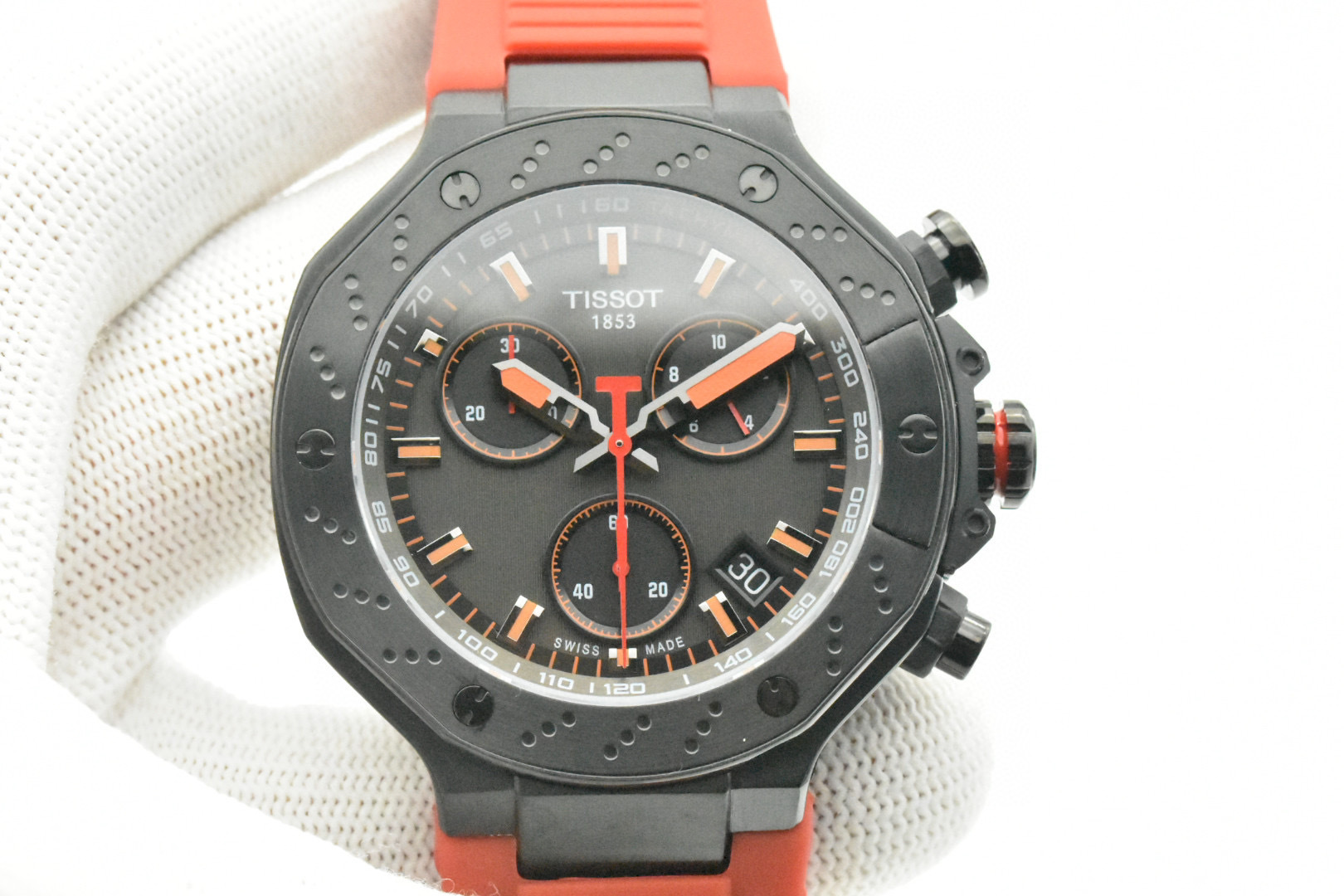 T141.417.37.061.02: New Tissot Watch with Swiss Core and Unique Design - 图片 2
