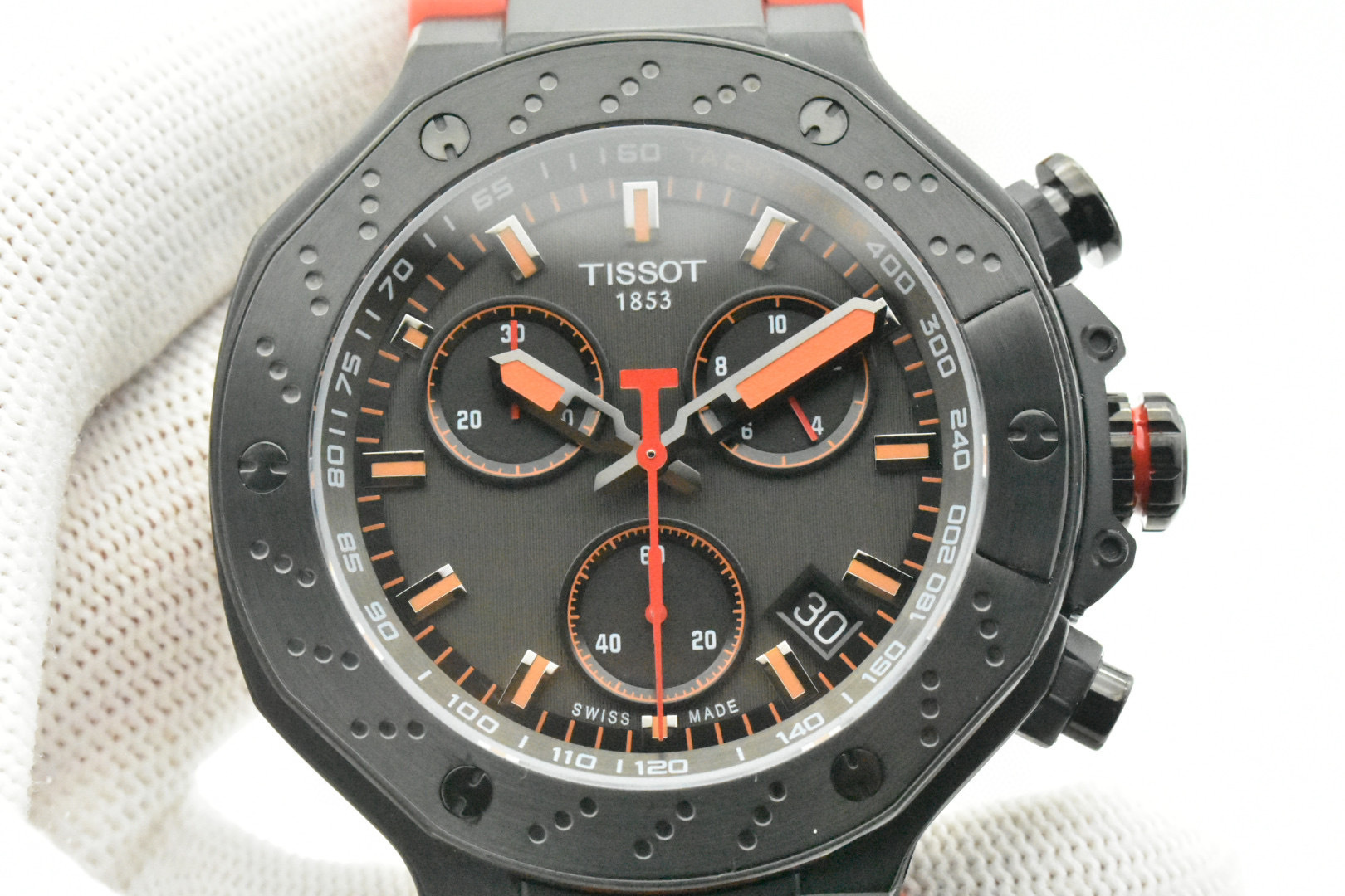 T141.417.37.061.02: New Tissot Watch with Swiss Core and Unique Design - 图片 4