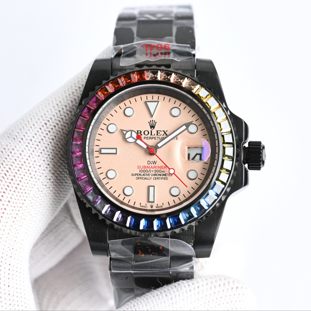 NO:158747,New product Rolex ROLEX X43 is a top-notch toy poisonous product. If you don’t like to hit the street watch, he is definitely your soulmate. Rolex’s most classic submarine series of water ghosts as the prototype, and after secondary modification of the circle, it is inlaid with top-grade natural light stones, which are large and shiny, and extremely difficult. Currently, the most flashing process of the same material is the most automatic mechanical movement, super luminous literals, and tape is specially customized to make elbow particles, which is completely fitted with the case. The buckle is 2cm flexible to adjust the buckle, and it is easy to adjust the size. Professional achievement is the future, once and for all. Size 40mm! Please identify the exclusive quality for the best luxury gift for gifts, Rolex19860909新品 劳力士 ROLEX X43 顶级玩物毒货,不喜欢撞款街表水鬼的你,他绝对是你的知音.用劳力士最经典的潜航系列水鬼作为原型,经过圈口的二次改装,然后镶嵌顶级天然皓石,大闪亮,难度极高,目前同种材质最闪工艺.机芯采用全自动机械机芯,超强夜光字面,胶带专门定制模具做弯头粒,完全贴合表壳.扣子内2cm灵活调节扣,轻松调节大小.专业成就未来,一劳永逸.尺寸40mm! 送礼最佳奢华推荐请认准独家品质,,rolex,Watch