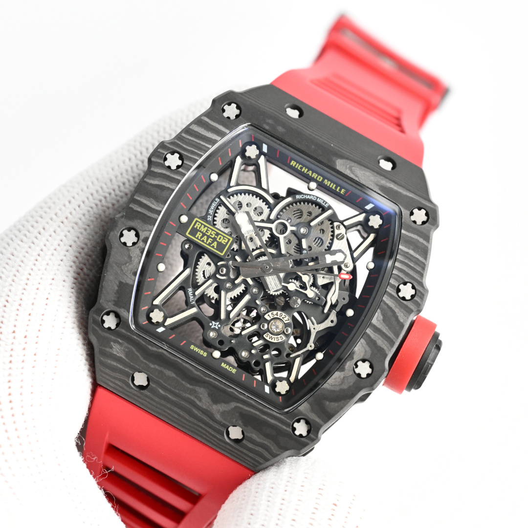 Richard Mille RM 35-02 Rafael Nadal cassa in carbonio grigio, quadrante scheletrato nero, cinturino in caucciù rosso 49,94 mm Automatico da uomo