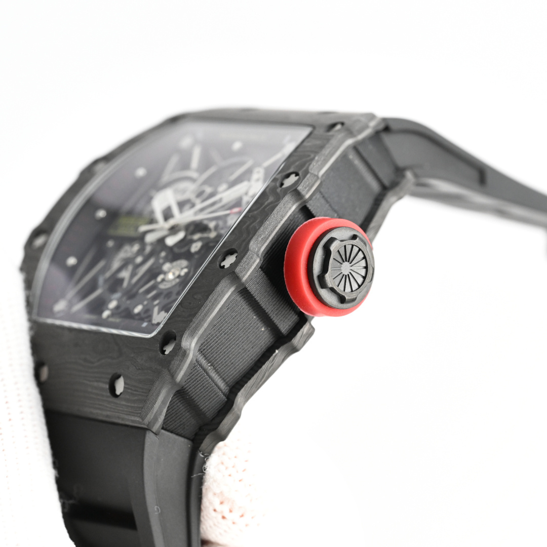 Richard Mille RM 35-02 Rafael Nadal Cassa in carbonio nero, lunetta nera, quadrante scheletrato, cinturino nero, corona rossa 43,15 mm Automatico da uomo