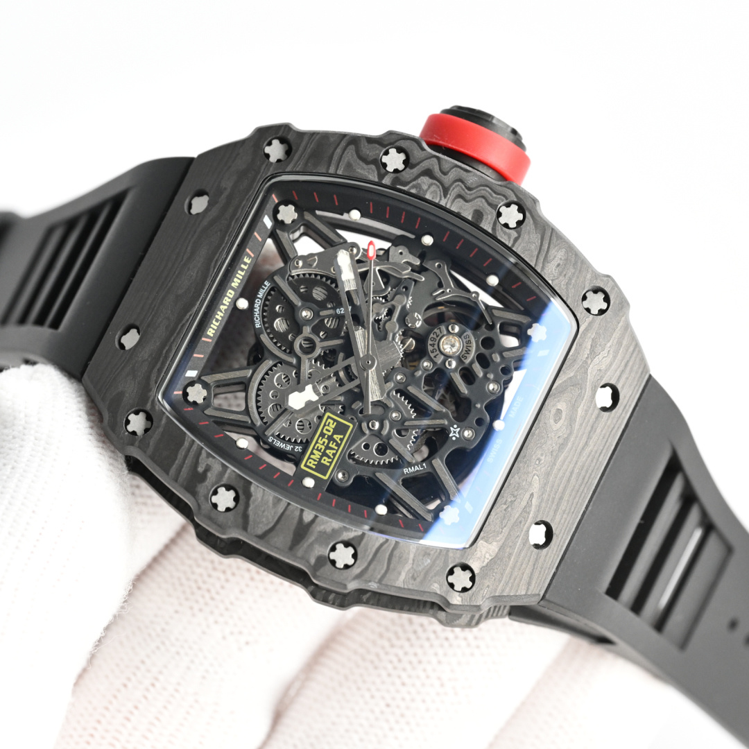 Richard Mille RM 35-02 Rafael Nadal Cassa in carbonio nero, lunetta nera, quadrante scheletrato, cinturino nero, corona rossa 43,15 mm Automatico da uomo