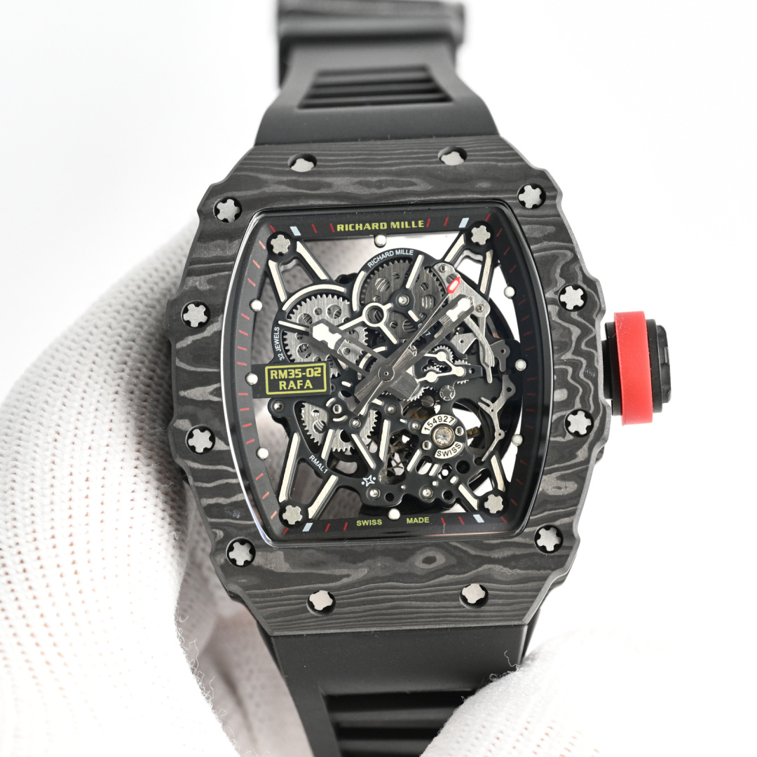 Richard Mille RM 35-02 Rafael Nadal Cassa in carbonio nero, lunetta nera, quadrante scheletrato, cinturino nero, corona rossa 43,15 mm Automatico da uomo