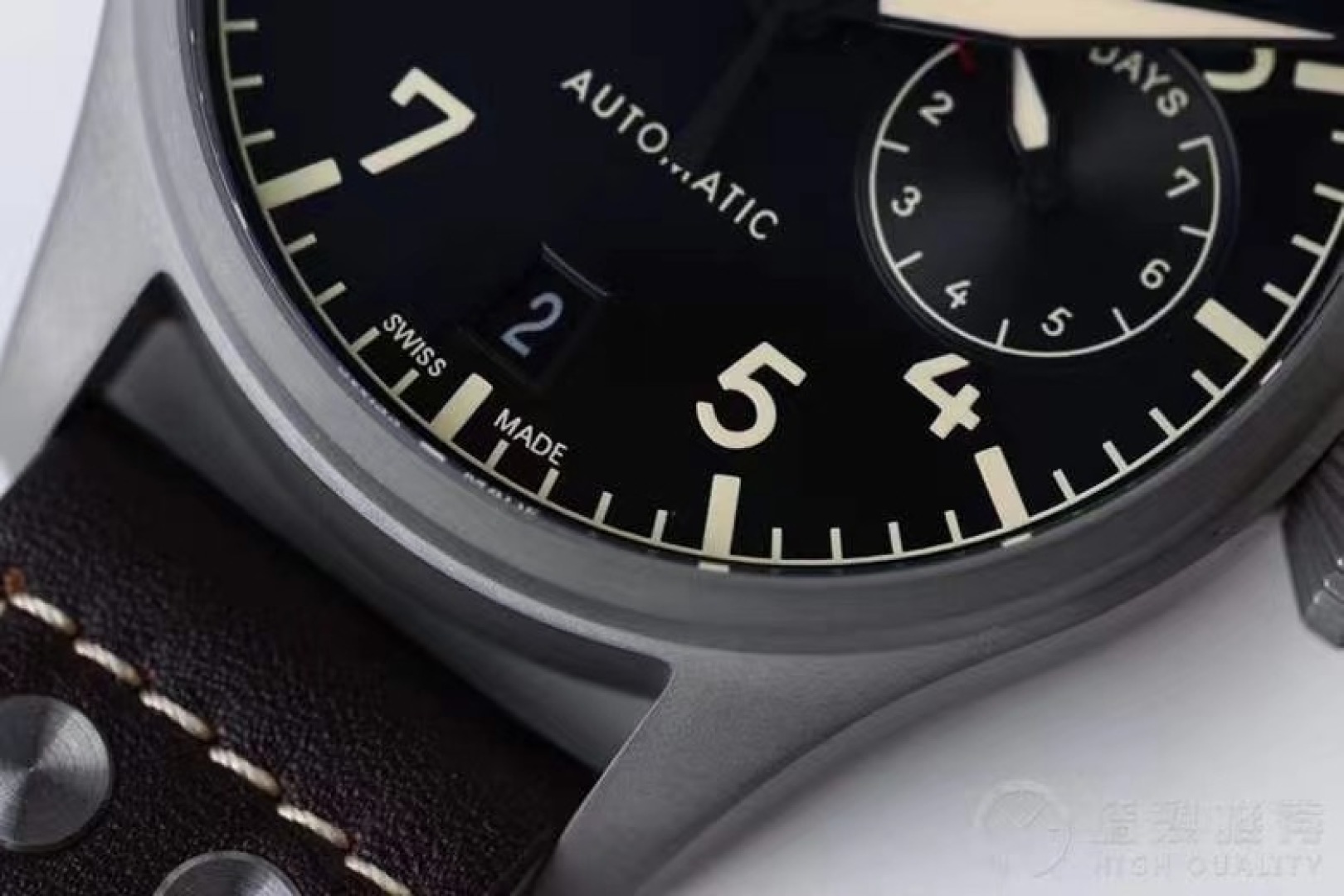 IWC Pilot's Watch IW501004, 46mm, 7-Day Power Reserve, Black Dial, Leather Strap 5 cmp i1748185077988 8446 0 3