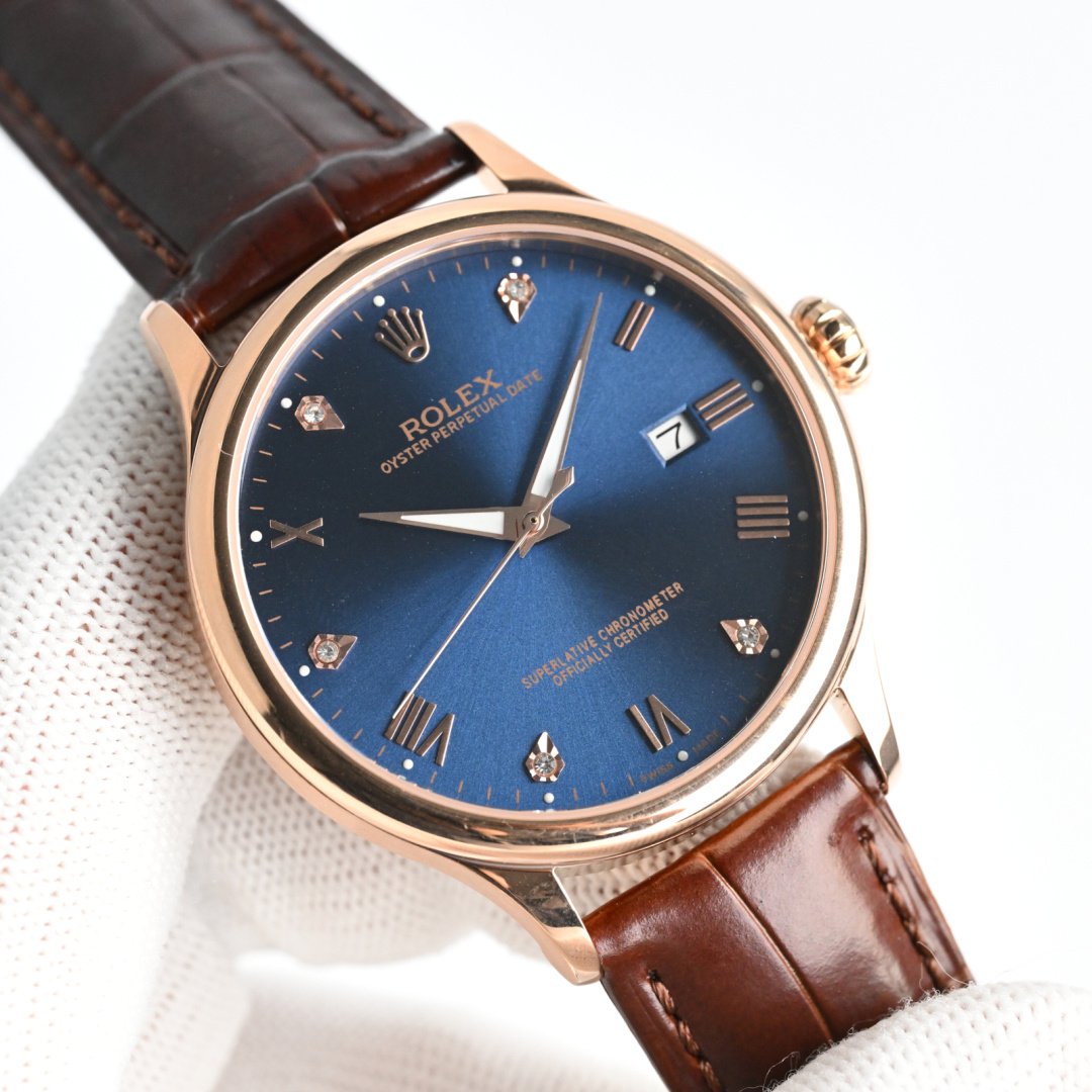 NO:387634,TW Produced by TW White Shell Gold Shell TW Factory New Rolex ROLEX RB7 Business Watch is on the market!  Simple and elegant, business choice!  The watch is equipped with an original imported ultra-thin movement, with a frequency of 28,800 times per hour, stable performance and zero rework!  The case uses 316 stainless steel, sapphire glass mirror, and super luminous light!  Paired with an Italian leather strap, a unique pumpkin handle, 40 mm in diameter, super waterproof, simple and atmospheric, high-end quality, suitable for all kinds of business occasions, the best luxury recommendation for gifts, please be sure to identify TW exclusive quality,,rolex19860909TW 出品 白壳 金壳  TW Factory 新款 劳力士 ROLEX RB7 商务腕表火爆上市！简雅大方,商务优选！该表搭载原装进口 超薄机芯,每小时振频28800次,性能稳定,零返修！表壳 釆用316 精钢,蓝宝石玻璃镜面,超强夜光灯！搭配意大利真皮表带,独特的南瓜把的,直径40 mm,超强防水,简洁大气,高端品质,适合各种商务场合,送礼首选送礼最佳奢华推荐请认准TW独家品质,,rolex,Watch