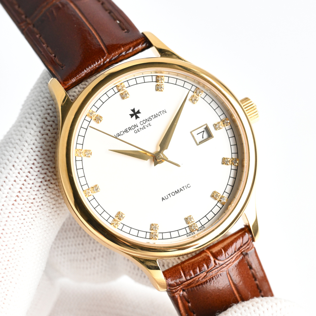 NO:387642,Produced by TW White Shell Gold Shell TW Factory Vacheron Constantin VC heritage series RB7 watches are on the market!  Simple and elegant, perfect combination, let you feel the elegant and rustic atmosphere!  [Gift] This watch is equipped with an original imported ultra-thin movement with a vibration frequency of 28,800 times per hour, stable performance and zero re-repair!  The case is made of 316 stainless steel and sapphire glass mirror!  Paired with an Italian leather strap!  Diameter 40 mm, super waterproof, simple and atmospheric, high-end quality, suitable for all kinds of business occasions, the first choice for gifts!  The best luxury recommendation for gifts, please be sure of TW exclusive quality, vacheron19860909TW 出品 白壳 金壳  TW Factory 江诗丹顿 VC 传承系列 RB7 腕表火爆上市！简雅大方,完美结合,让你感受优雅绅土气息！[礼物]该表搭载原装进口超薄机芯,每小时振频28800次,性能稳定,零返修！表壳 釆用316 精钢,蓝宝石玻璃镜面！ 搭配意大利真皮表带！直径40 mm,超强防水,简洁大气,高端品质,适合各种商务场合,送礼首选！送礼最佳奢华推荐请认准TW独家品质,,vacheron,Watch
