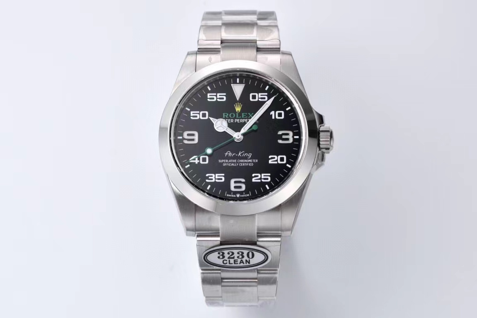 NO:387653,Factory C/ClEAN Rolex ROLEX MK1 Air Bad series, super cost-effective new Air Bad watch, watch code, 6R3699V6, watch button code, 7CD!  The latest Rolex model of the year, 40mm, the only 'Rolex original color' green hand, green logo dial!  Three-dimensional digital scale, super strong Swiss luminous, 6-digit Crown Logo (with integrated calendar, counter-adjustable hour hand,) high cost performance. The Air Overlord pays tribute to the golden age of the aviation industry. British pilot Charles Douglas Barnard was one of the aviation pioneers at that time, setting a number of flight records. He once talked about the Oyster watch 'This watch is excellent in performance and is especially suitable for flight. In all my long-distance flights in the future, I plan to wear this watch.' The Air Overlord watch reflects the unique connection between the R factory and the aviation industry. This is the golden age of the aviation industry. Air Overlord performance is changing with each passing day, routes continue to expand, and long-distance flights are also introduced. The Air Overlord watch is equipped with a unique black dial, 3, 6 and  The 9 o'clock position is marked with extra-large Arabic numerals, and the minute scale is prominent so that you can clearly read the time when sailing. The words 'Air - King' on the dial were designed for the original watches in the 1950s. The Aerial Overlord watch pays tribute to a number of flight pioneers and celebrates the important role of Oyster watches in aviation history. The 40 mm diameter Oyster steel case is equipped with an Oyster solid chain link strap and a personalized black dial, allowing the Aerial Overlord to continue the origins of the original Rolex Oyster watch and the aviation field. The watch code is 6R3699V6, watch button code, 7CD, and customized three-code in one with NFC high-end version of the watch S1 exquisitely recommended men's mechanical watch, Rolex, gold19860909C厂/ClEAN 劳力士 ROLEX MK1 空中霸王系列,超高性价比新品空霸腕表,腕表编码,6R3699V6,腕表扣码,7CD！ 年度劳力士最新款空中霸王型,40mm、唯一一款“劳力士原色” 绿色指针,绿色logo表盘！立体数字刻度,超强瑞士夜光,6位皇冠Logo（承搭一体无日历空档,逆调时针,）高性价比 空中霸王型向年代的航空业黄金时代致敬.英国飞行家查尔斯道格拉斯巴纳德（Charles Douglas Barnard）是当时其中一位航空先驱,创下了多项飞行纪录.他曾谈及蚝式腕表“这款腕表性能超卓,特别适用于飞行.在我日后所有长途飞行,我都打算佩戴这腕表.” 空中霸王型腕表体现了年代R厂与航空业的独特联系.这是航空业的黄金时代,飞机性能日新月异,航线不断扩展,长途航班亦开始引入. 空中霸王型腕表配备富个性黑色表盘,3、6及 9点钟位置标示特大阿拉伯数字,分钟刻度显眼突出,以便航行时能清楚读时.表盘上的 “ Air - King ”（空中霸王型）字样,所用字体于 1950年代专为原款腕表而设计. 空中霸王型腕表向一众飞行先驱致敬,并颂扬蚝式腕表在航空史上的重要角色. 直径40毫米的蚝式钢表壳,配备蚝式实心链节表带及富个性黑色表盘,让空中霸王型延续原款劳力士蚝式腕表与航空领域的渊源.腕表编码6R3699V6,腕表扣码,7CD,定制三码合一附带NFC高端版本腕表 S1精致推荐男士机械腕表,,rolex,gold,Watch
