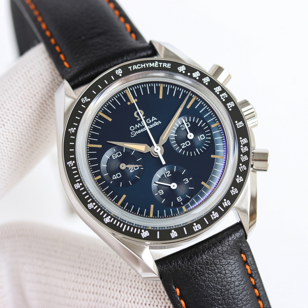 NO:387615,Belt model Steel belt model OMEGA OB2 Speedmaster series CK, model 310.30.40.50.06.001, equipped with Omega Master Cycle 3861 movement, manual mechanical stainless steel material, rod-shaped luminous time mark, chronograph/antimagnetic, folding buckle, watch mirror is plexiglass arched glass, bezel bezel bezel ring mouth, watch back is polished steel case back, bracelet is a 'flat chain link' bracelet. S1 exquisitely recommended men's multifunctional mechanical watch, omega19860909皮带款 钢带款  欧米茄 OMEGA OB2 超霸系列CK,型号310.30.40.50.06.001,搭载欧米茄至臻天文台3861机芯,手动机械 精钢材质,棒状夜光时标,计时/防磁,折叠扣,表镜为有机玻璃拱形玻璃,表圈为黑色陶瓷圈口,表背为经过抛光处理的精钢表背,表链为“扁平链节”的表链.S1精致推荐男士多功能机械腕表,,omega,Watch